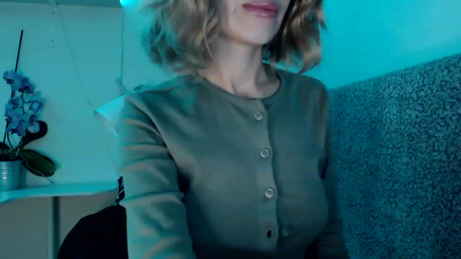 Gallery image thumbnail from Nora_Sweet's myfreecams stream on, 11/14/2022, 12:08 image 11 of 20