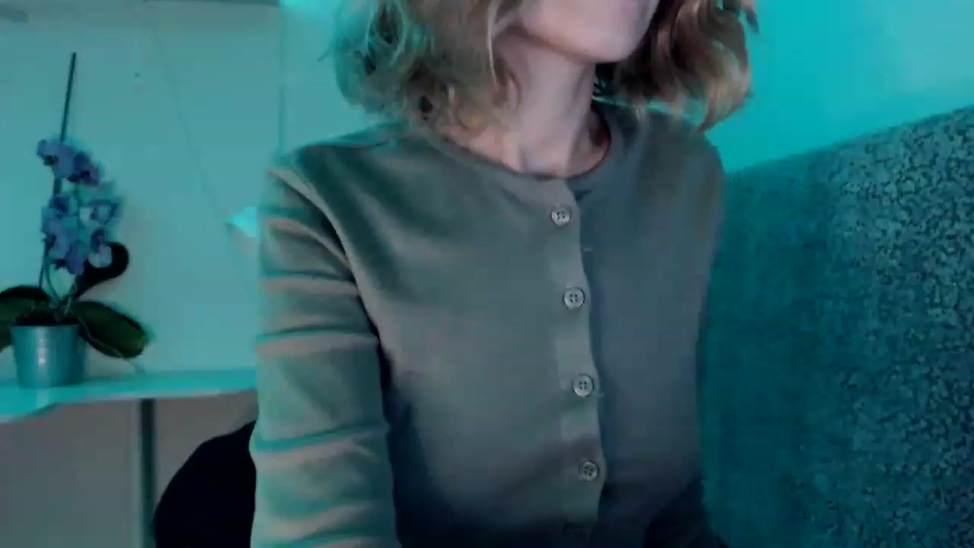 Gallery image thumbnail from Nora_Sweet's myfreecams stream on, 11/14/2022, 12:08 image 17 of 20