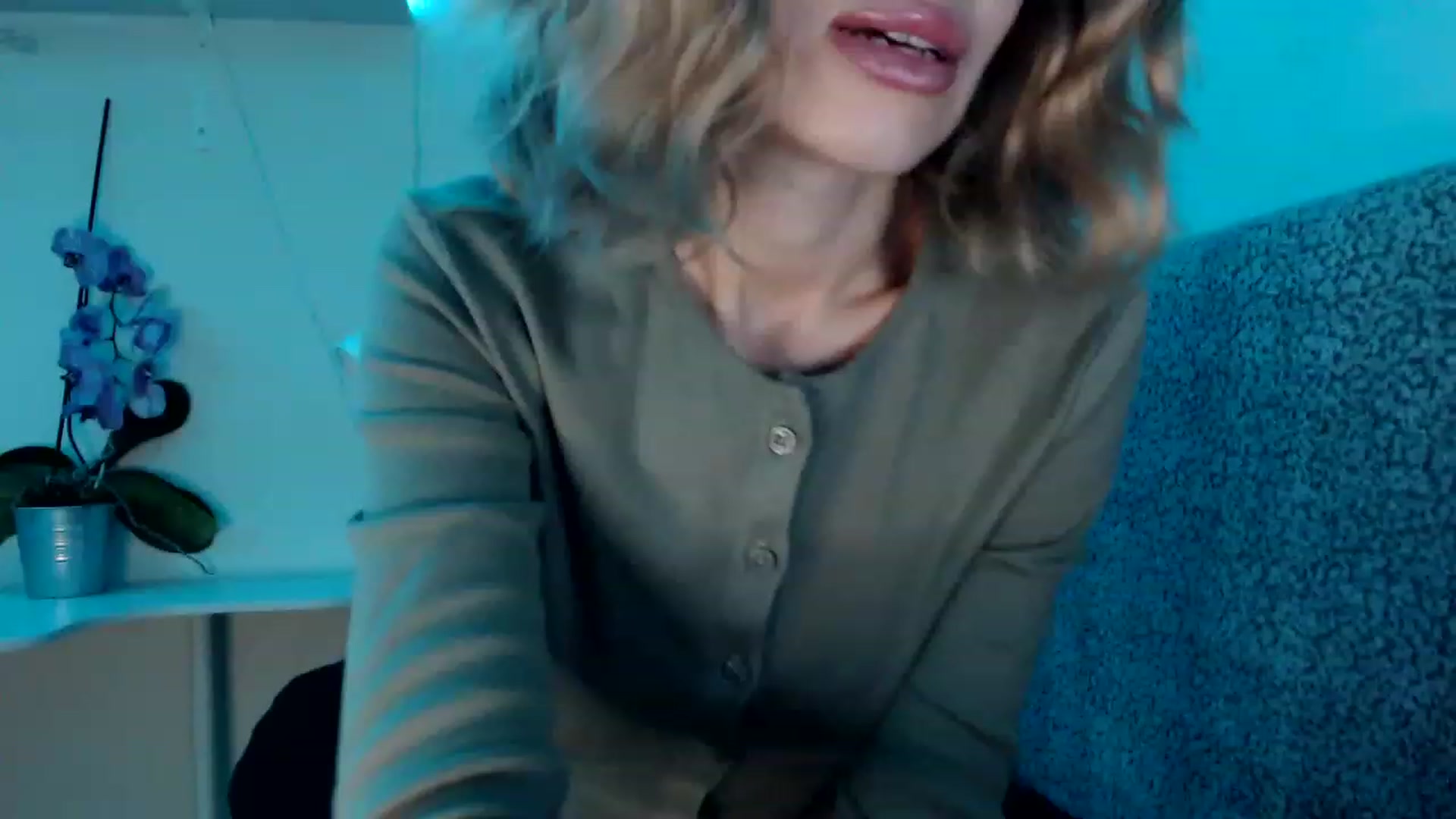 Gallery image thumbnail from Nora_Sweet's myfreecams stream on, 11/14/2022, 12:08 image 3 of 20