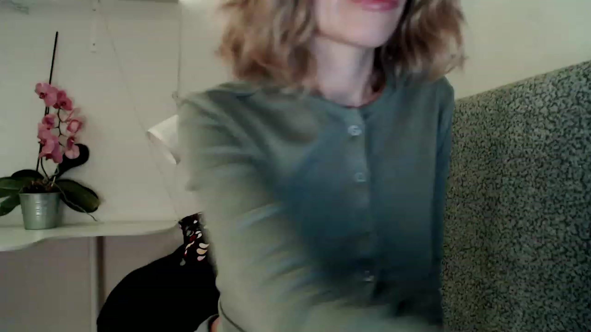 Gallery image thumbnail from Nora_Sweet's myfreecams stream on, 11/14/2022, 13:45 image 12 of 20