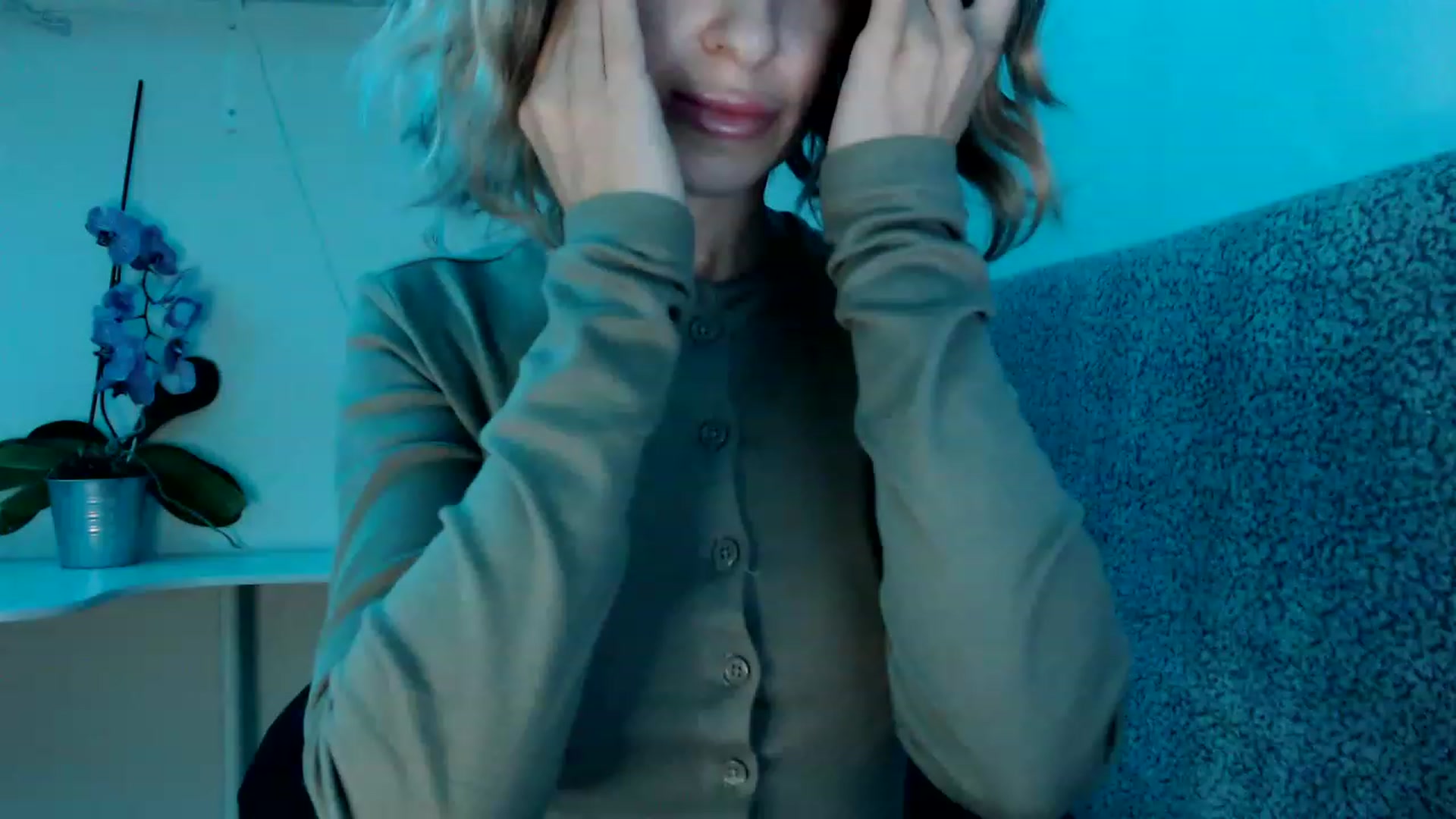 Gallery image thumbnail from Nora_Sweet's myfreecams stream on, 11/14/2022, 13:45 image 9 of 20