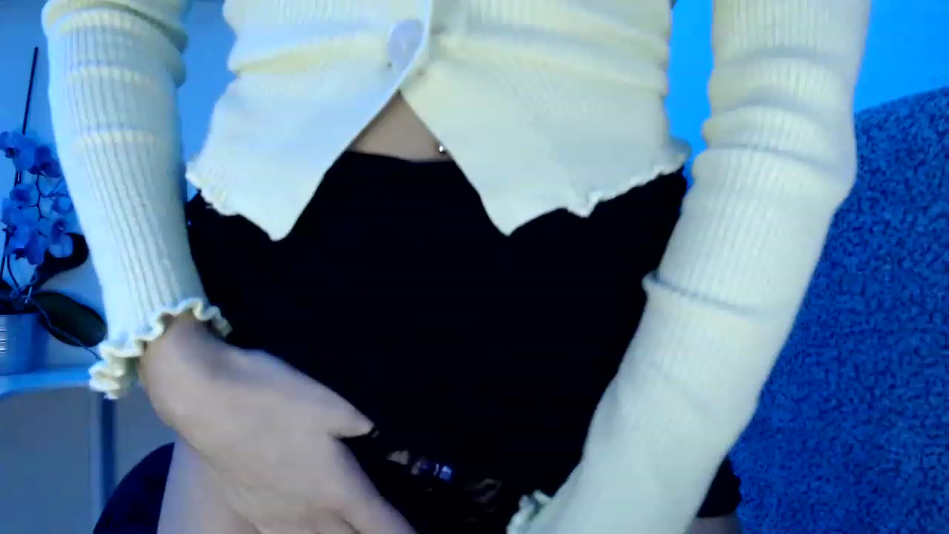 Gallery image thumbnail from Nora_Sweet's myfreecams stream on, 11/14/2022, 19:22 image 9 of 20