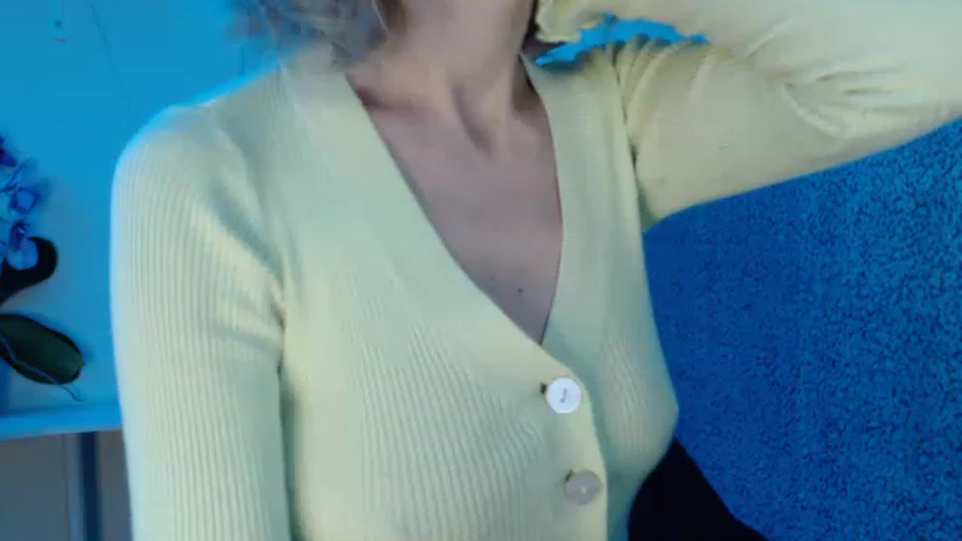 Gallery image thumbnail from Nora_Sweet's myfreecams stream on, 11/15/2022, 13:40 image 20 of 20