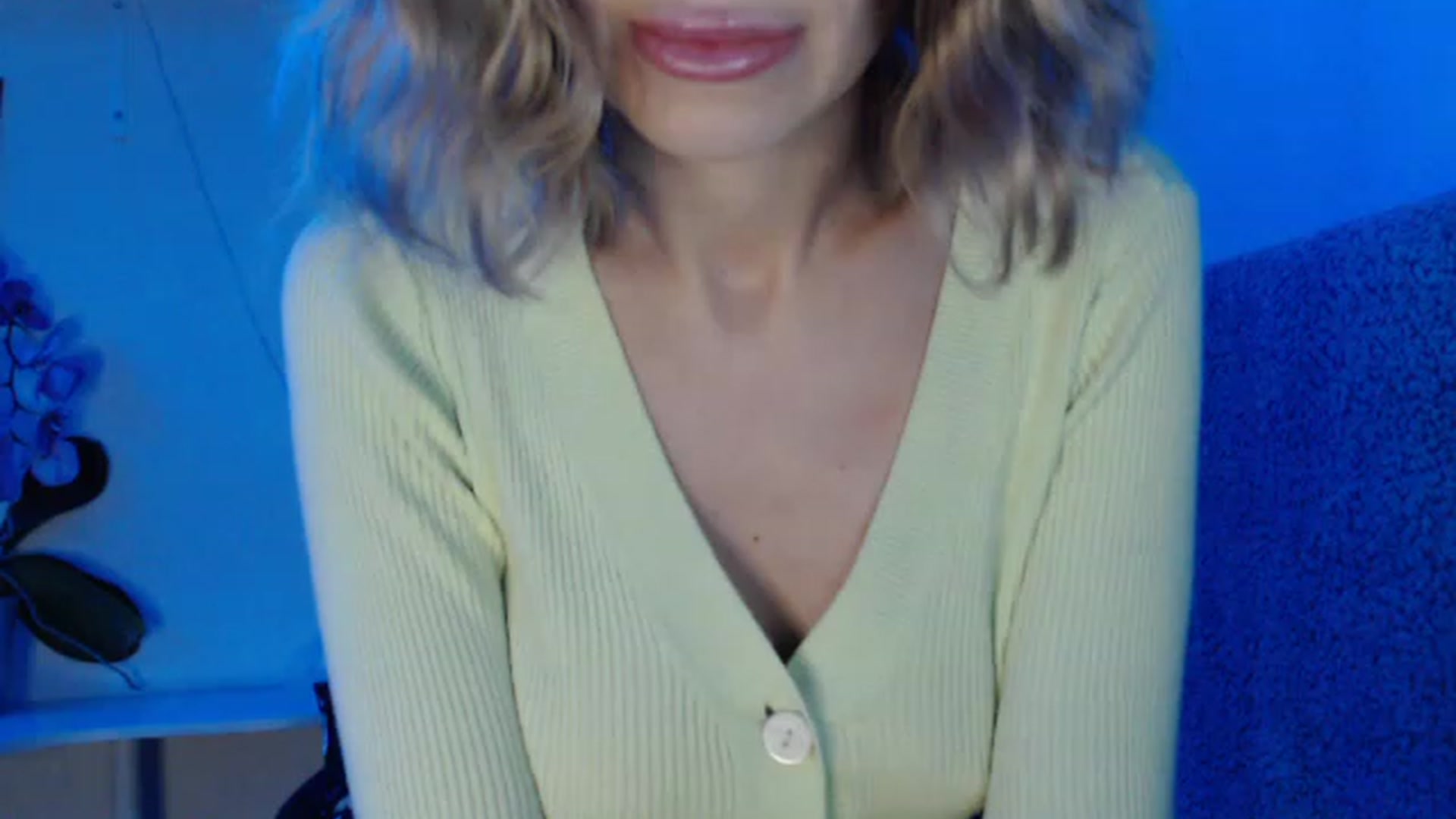 Gallery image thumbnail from Nora_Sweet's myfreecams stream on, 11/15/2022, 14:27 image 2 of 20