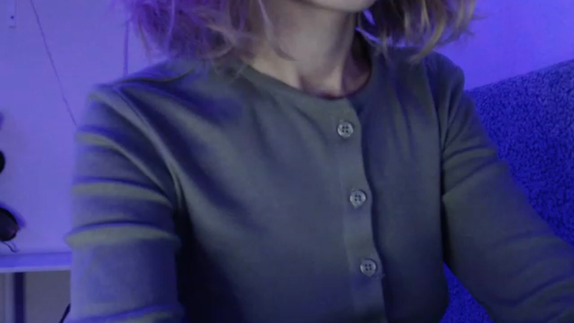 Gallery image thumbnail from Nora_Sweet's myfreecams stream on, 11/15/2022, 19:37 image 15 of 20