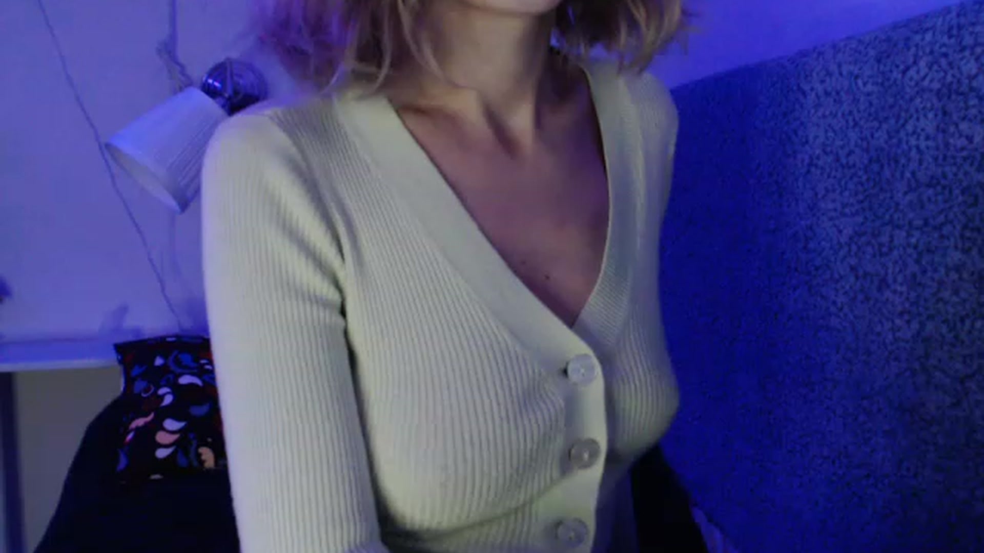 Gallery image thumbnail from Nora_Sweet's myfreecams stream on, 11/15/2022, 20:10 image 2 of 20