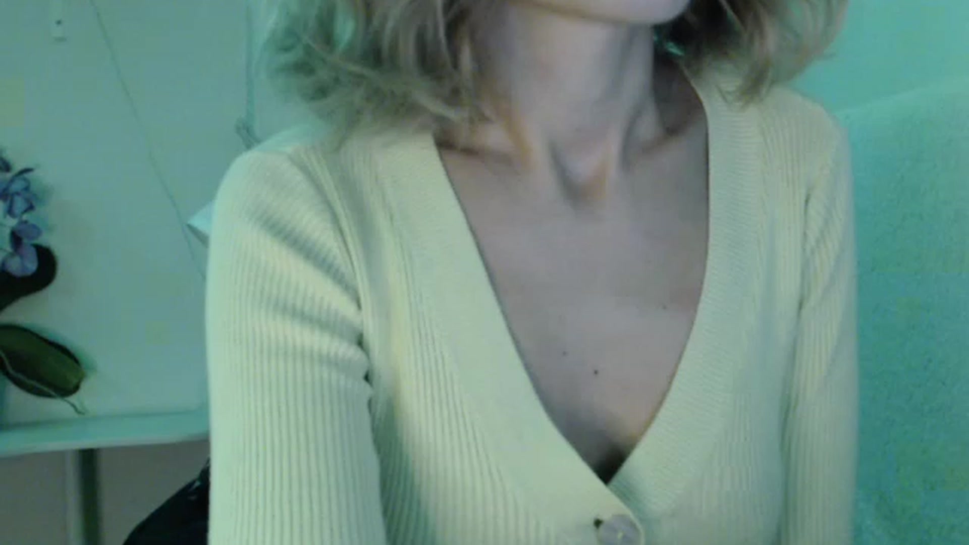 Gallery image thumbnail from Nora_Sweet's myfreecams stream on, 11/17/2022, 12:24 image 2 of 20