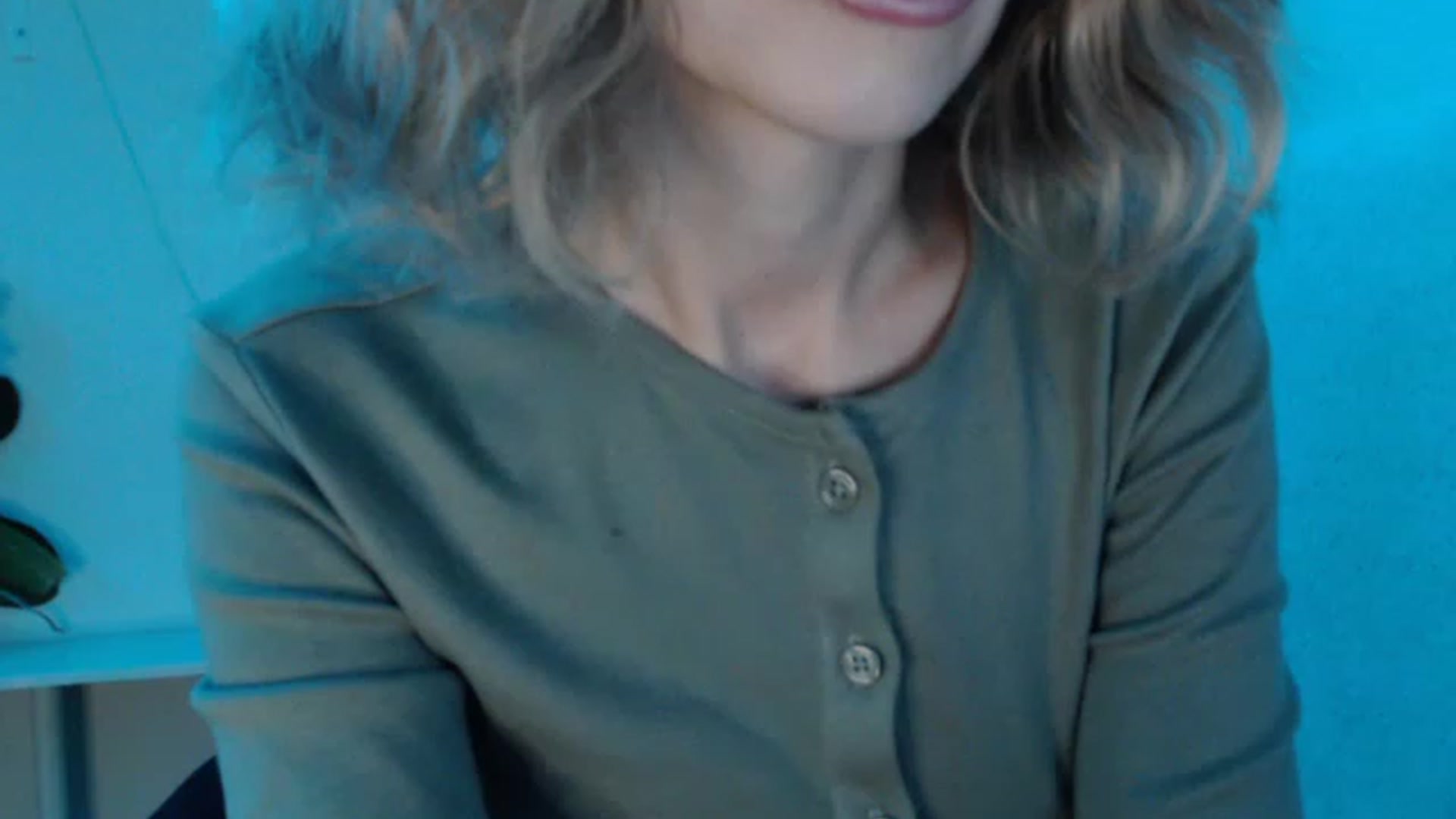 Gallery image thumbnail from Nora_Sweet's myfreecams stream on, 11/18/2022, 01:37 image 17 of 20