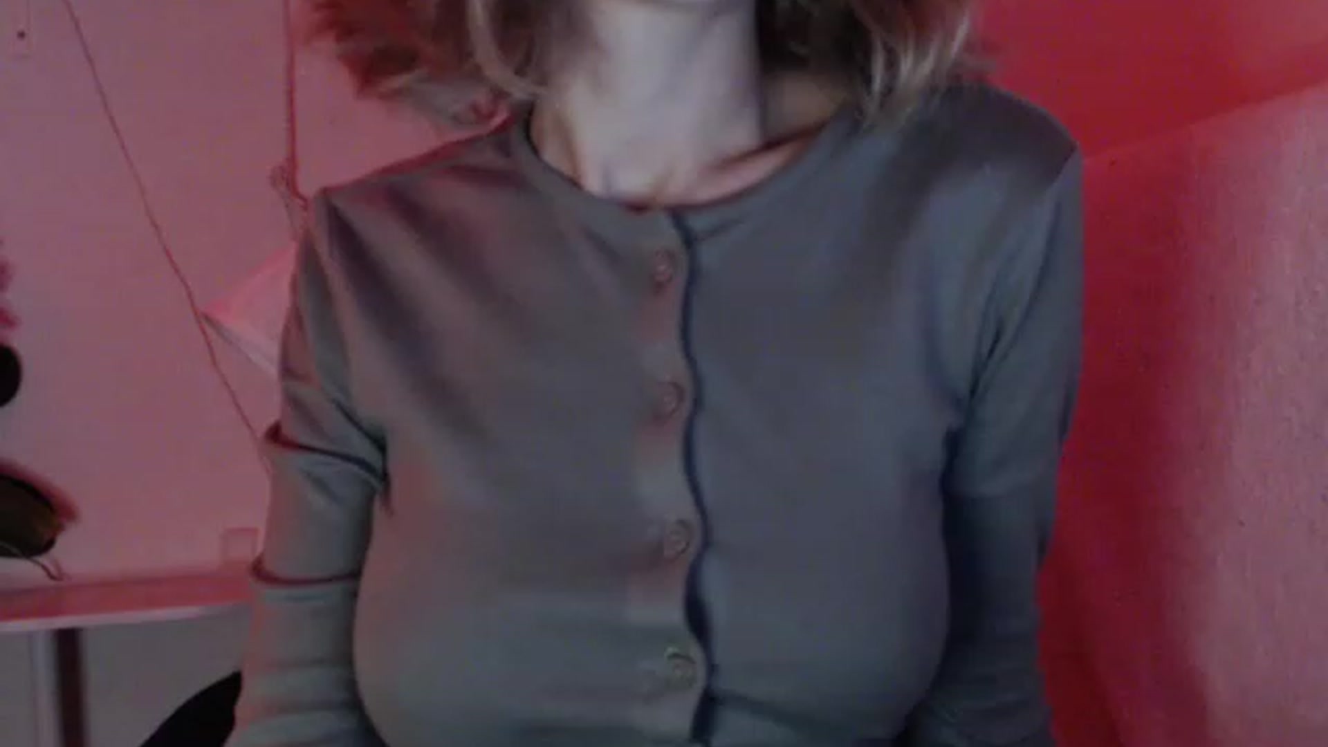 Gallery image thumbnail from Nora_Sweet's myfreecams stream on, 11/18/2022, 01:37 image 18 of 20