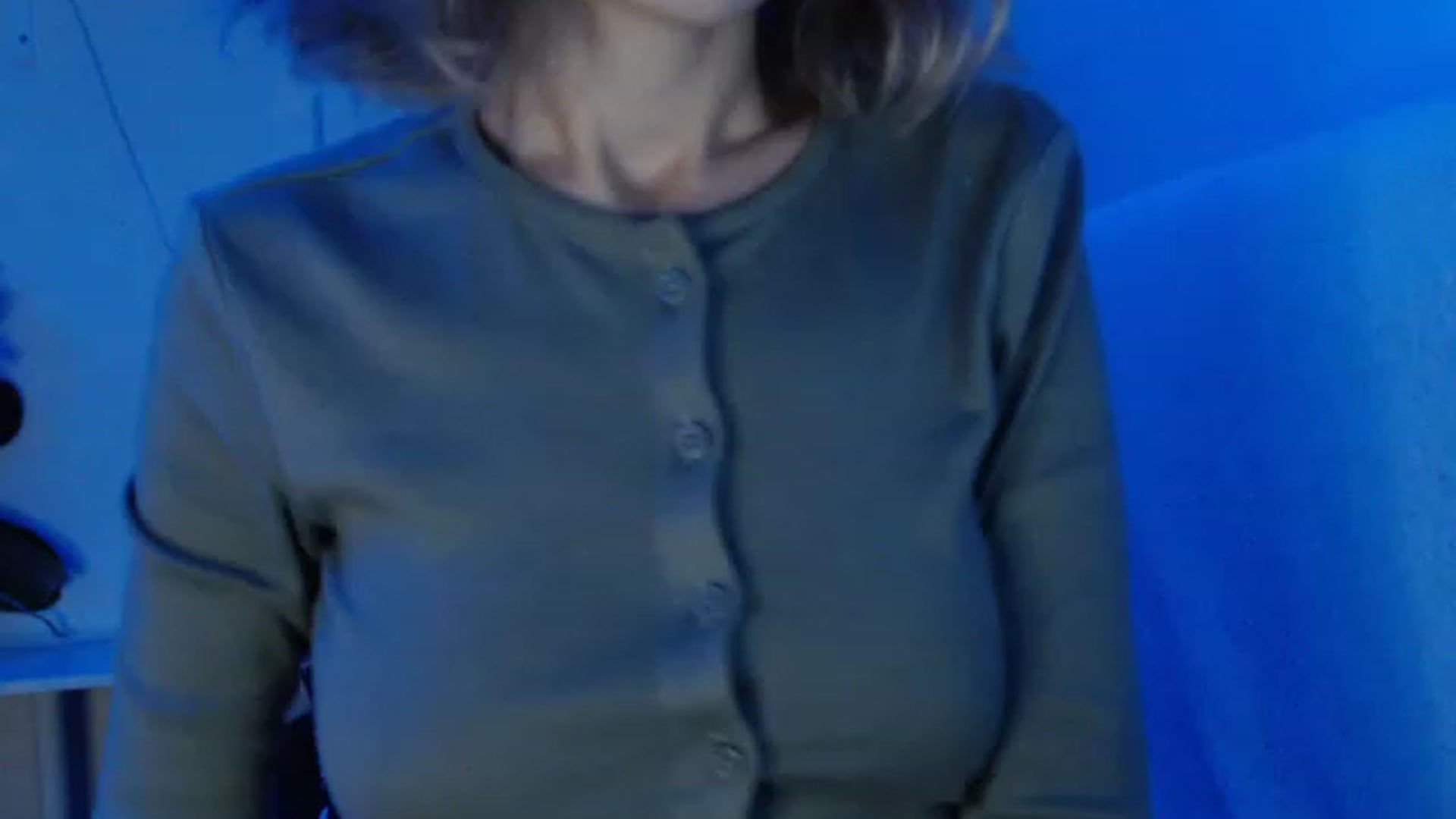 Gallery image thumbnail from Nora_Sweet's myfreecams stream on, 11/18/2022, 01:37 image 13 of 20