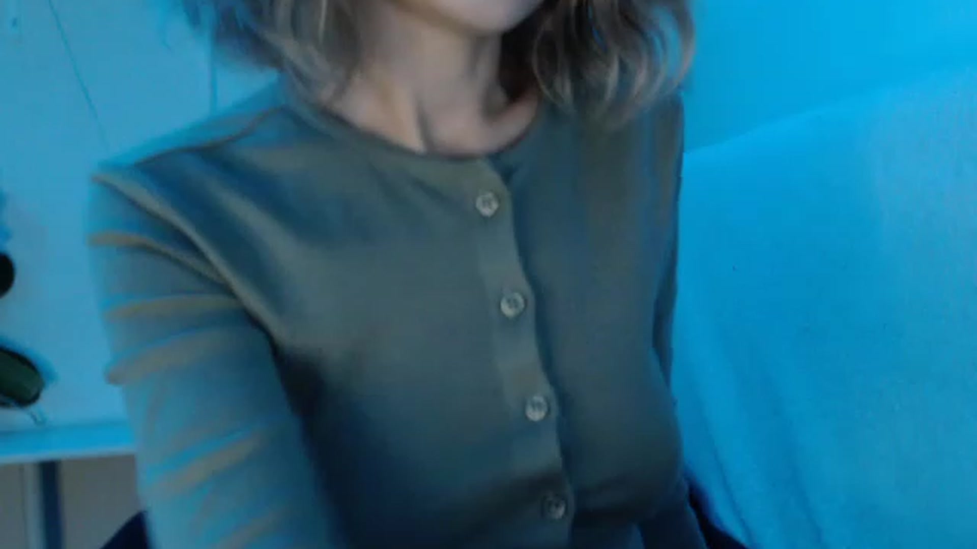 Gallery image thumbnail from Nora_Sweet's myfreecams stream on, 11/18/2022, 01:37 image 16 of 20