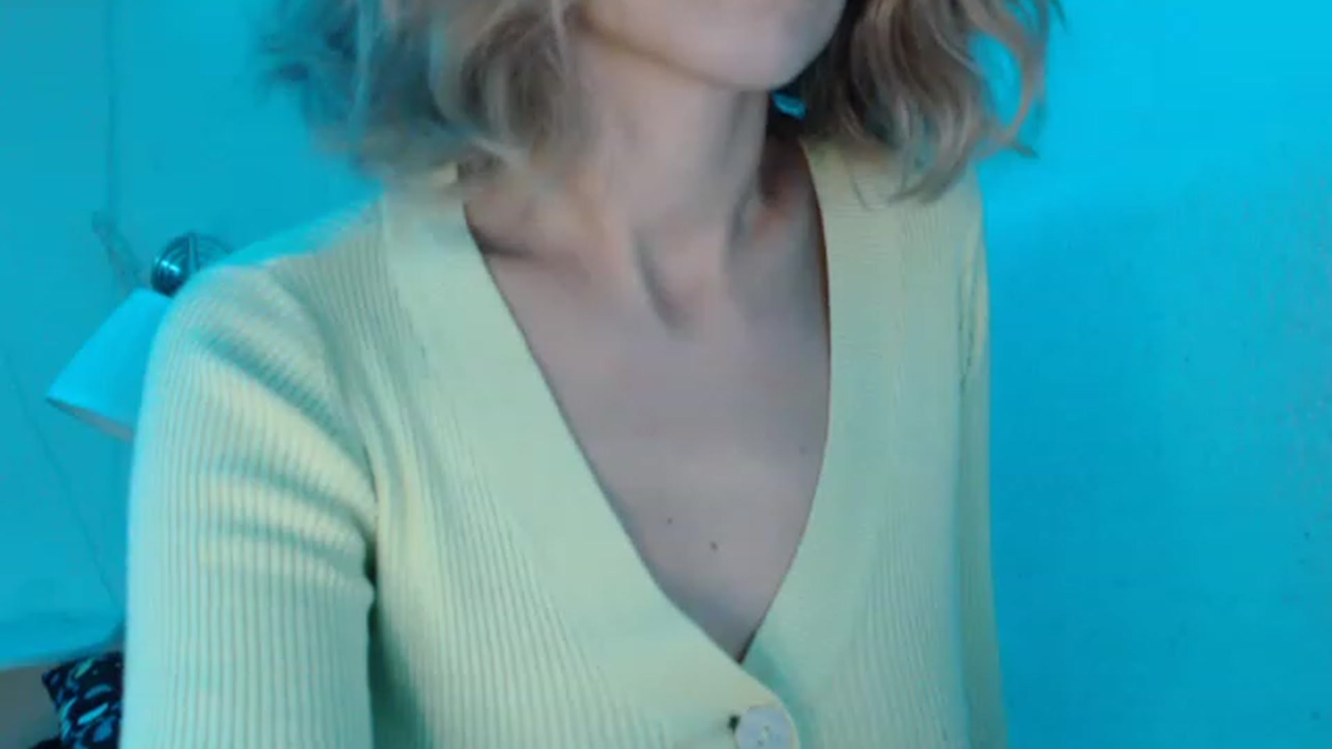 Gallery image thumbnail from Nora_Sweet's myfreecams stream on, 11/18/2022, 12:13 image 20 of 20