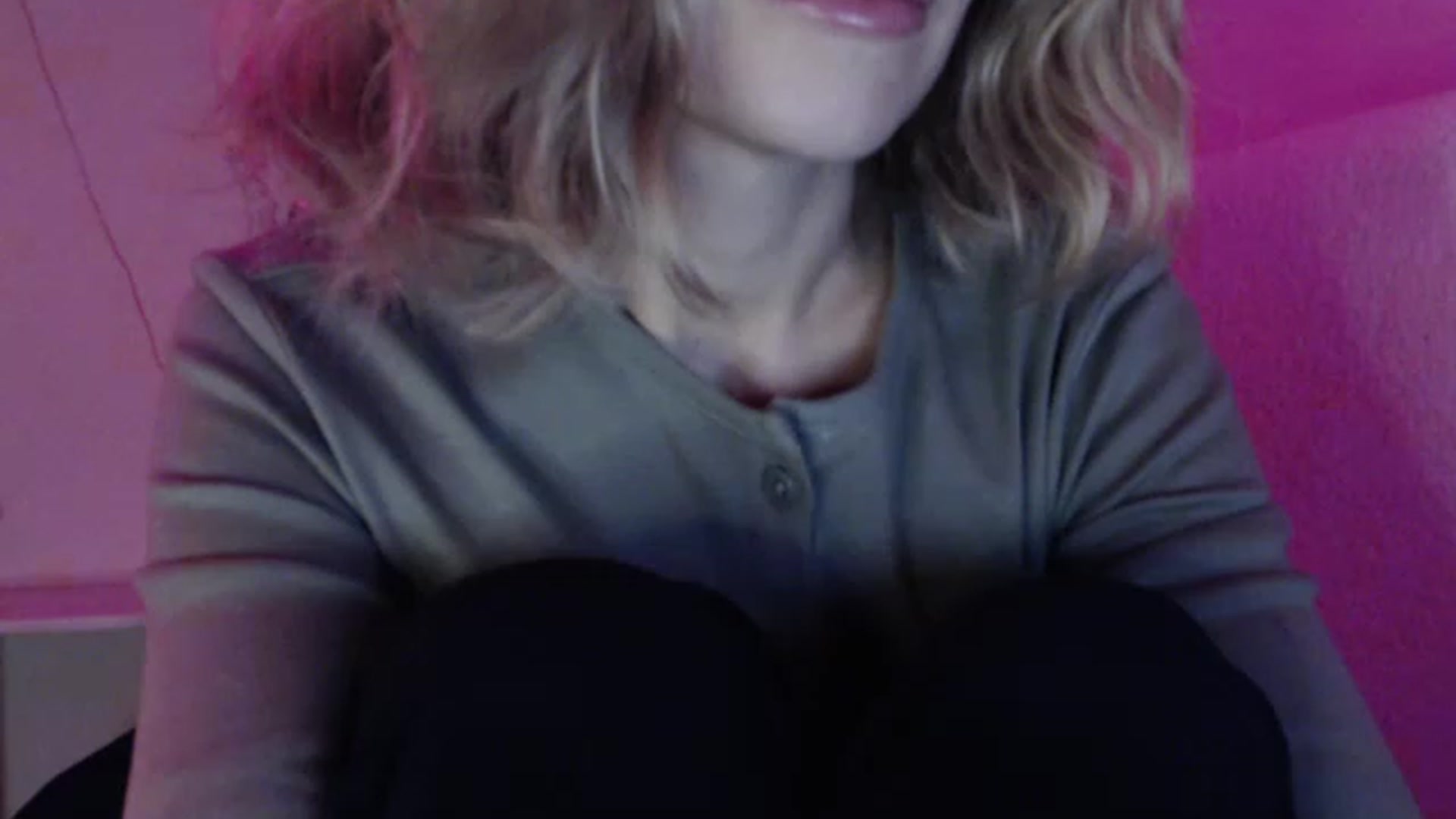 Gallery image thumbnail from Nora_Sweet's myfreecams stream on, 11/18/2022, 13:27 image 19 of 20