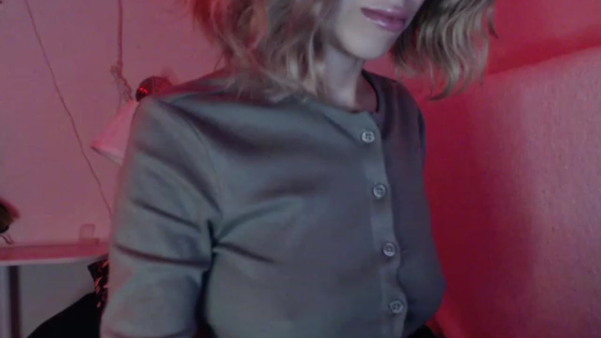 Gallery image thumbnail from Nora_Sweet's myfreecams stream on, 11/18/2022, 13:27 image 5 of 20