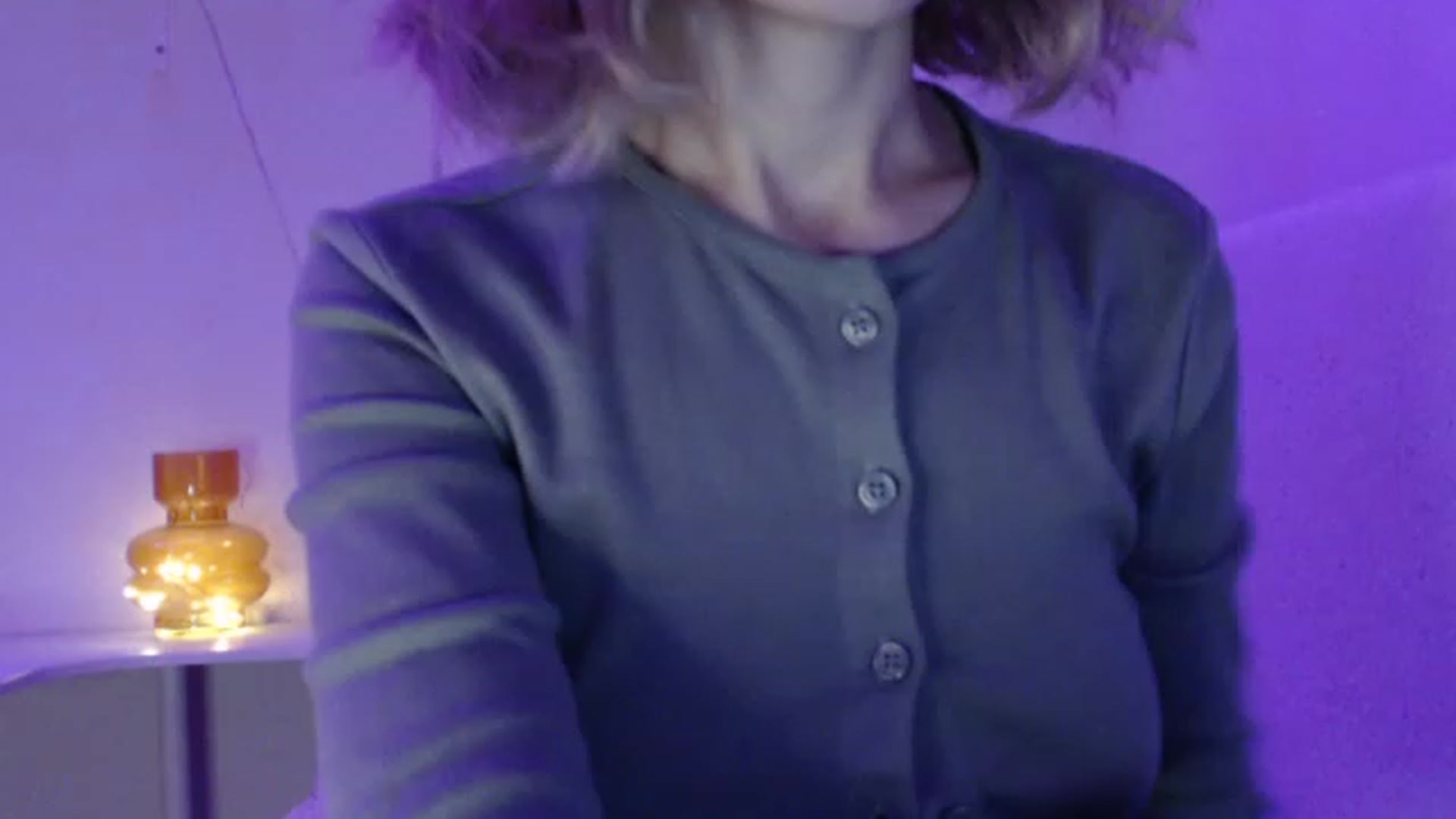Gallery image thumbnail from Nora_Sweet's myfreecams stream on, 11/21/2022, 14:34 image 10 of 20