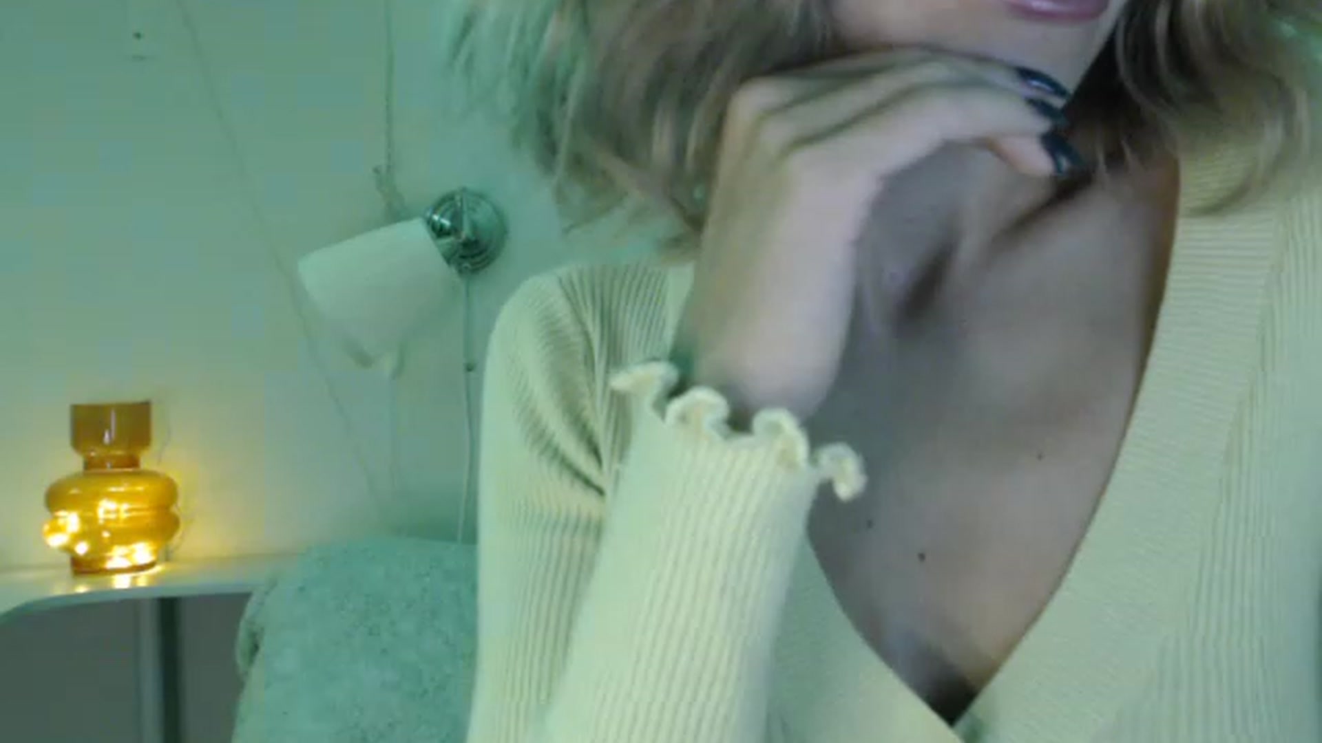 Gallery image thumbnail from Nora_Sweet's myfreecams stream on, 11/22/2022, 11:14 image 19 of 20