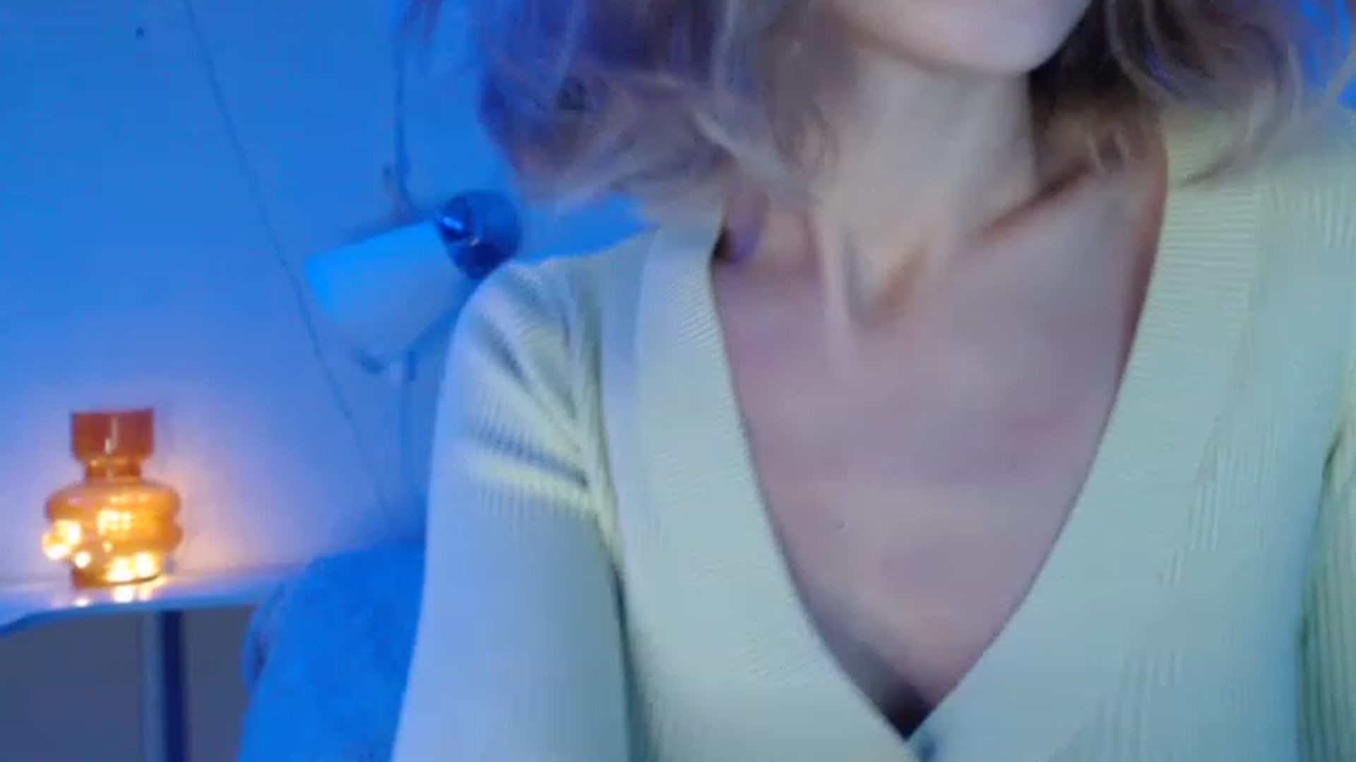 Gallery image thumbnail from Nora_Sweet's myfreecams stream on, 11/22/2022, 11:14 image 18 of 20