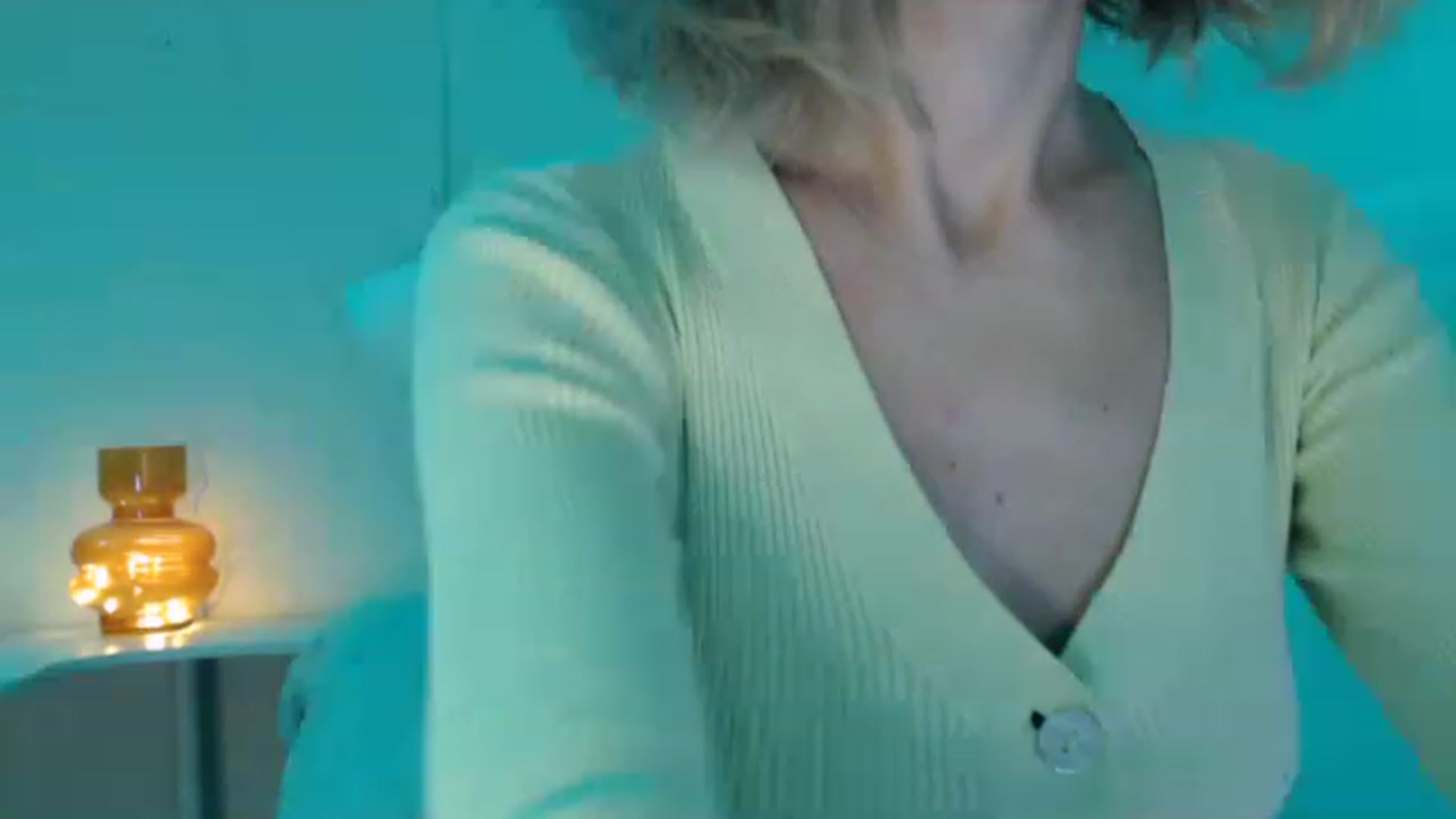 Gallery image thumbnail from Nora_Sweet's myfreecams stream on, 11/22/2022, 11:14 image 2 of 20