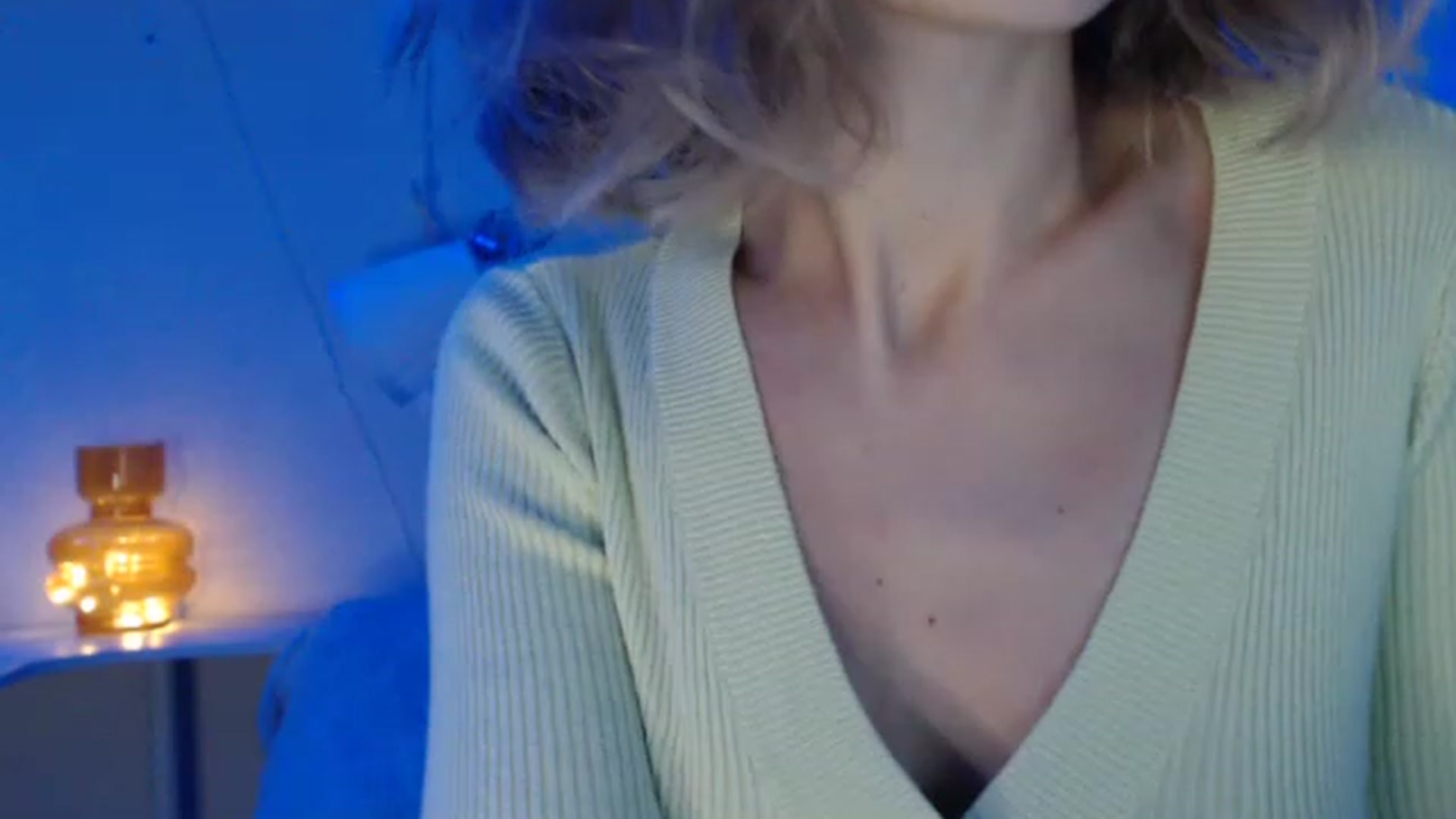 Gallery image thumbnail from Nora_Sweet's myfreecams stream on, 11/22/2022, 11:14 image 17 of 20