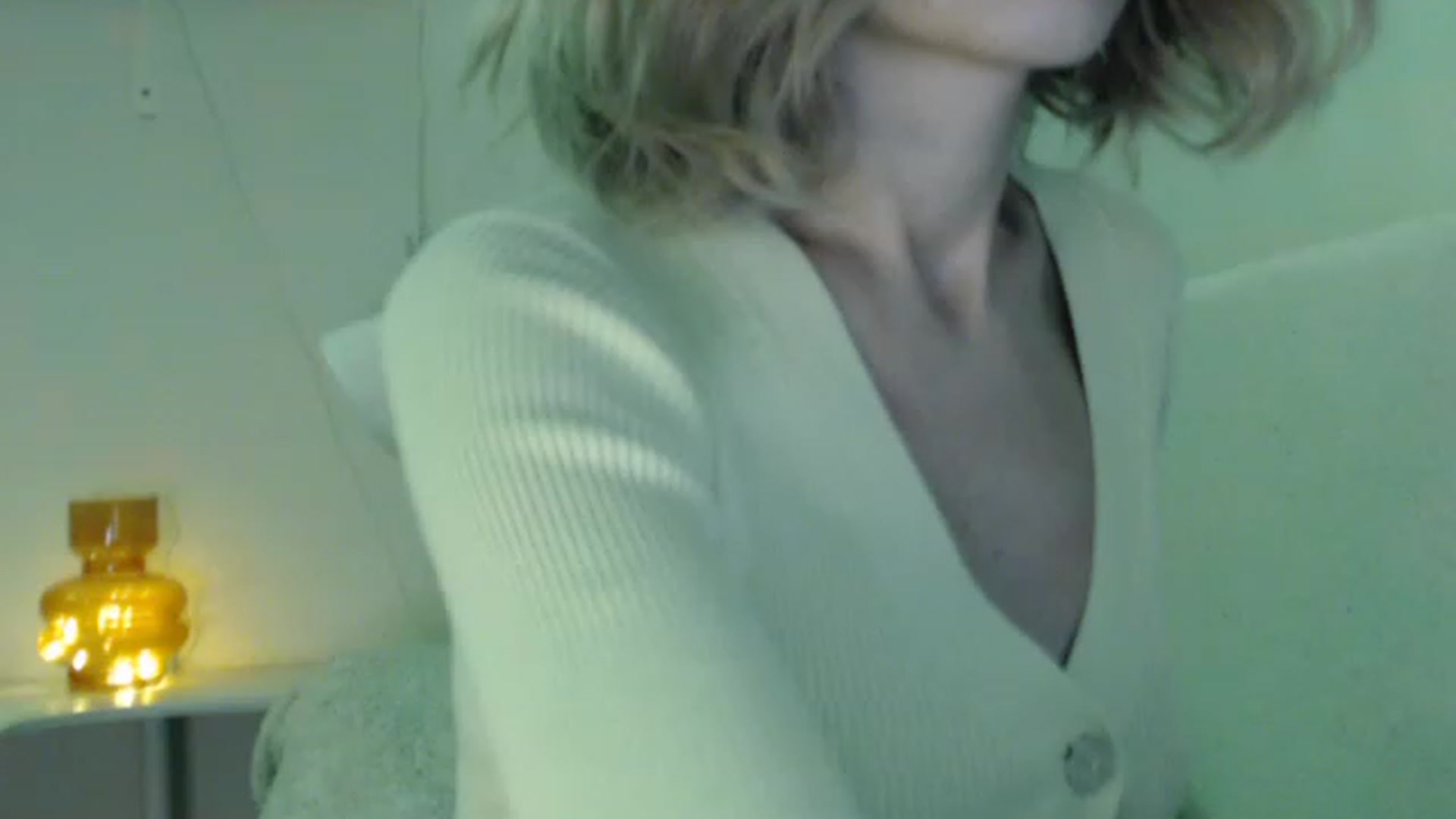 Gallery image thumbnail from Nora_Sweet's myfreecams stream on, 11/22/2022, 12:46 image 4 of 20
