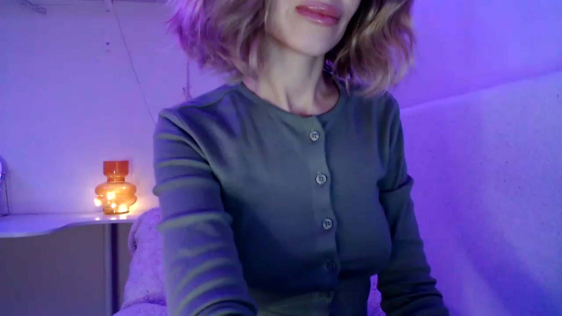 Gallery image thumbnail from Nora_Sweet's myfreecams stream on, 11/22/2022, 14:15 image 14 of 20