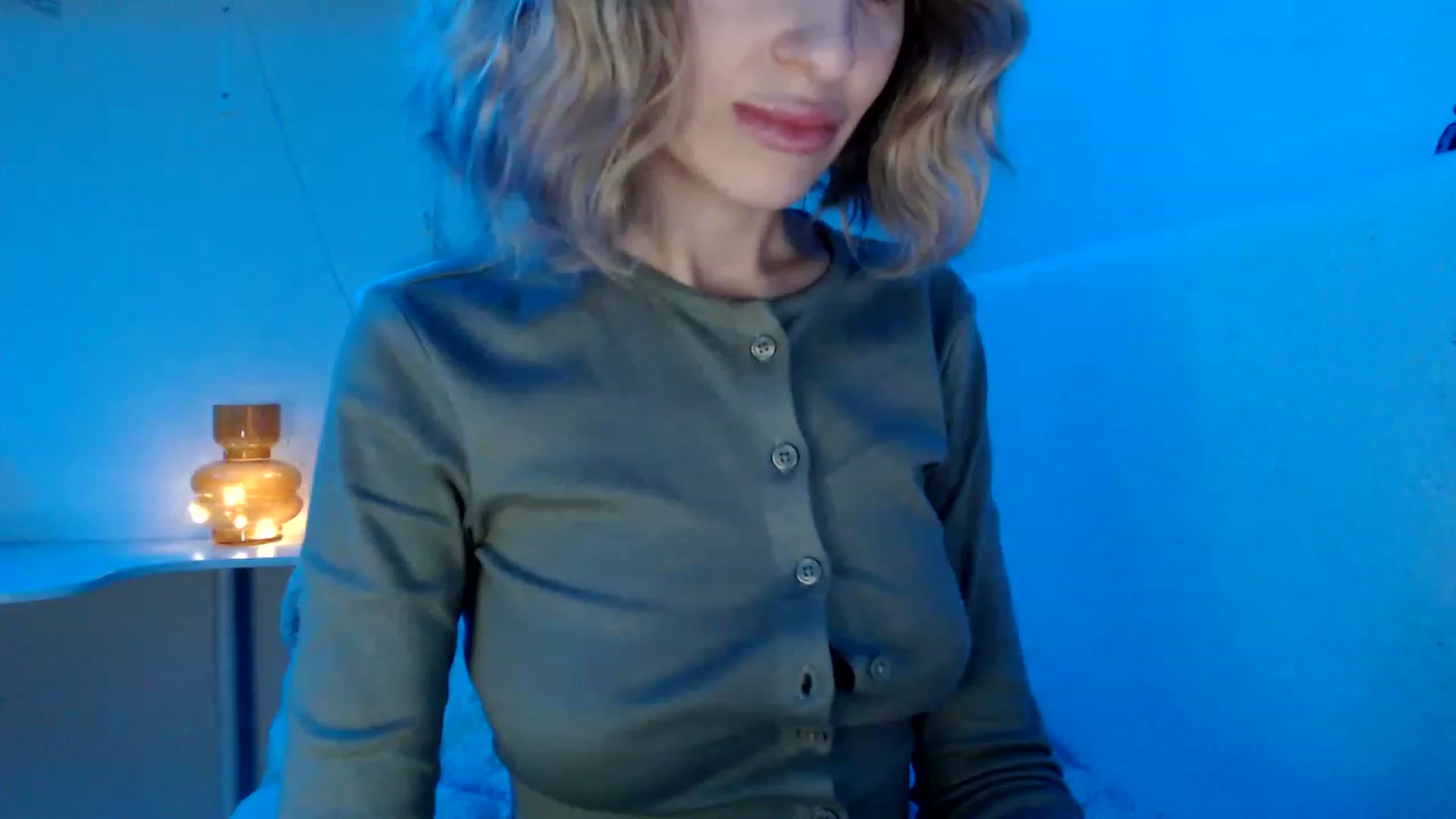 Gallery image thumbnail from Nora_Sweet's myfreecams stream on, 11/22/2022, 15:33 image 14 of 20