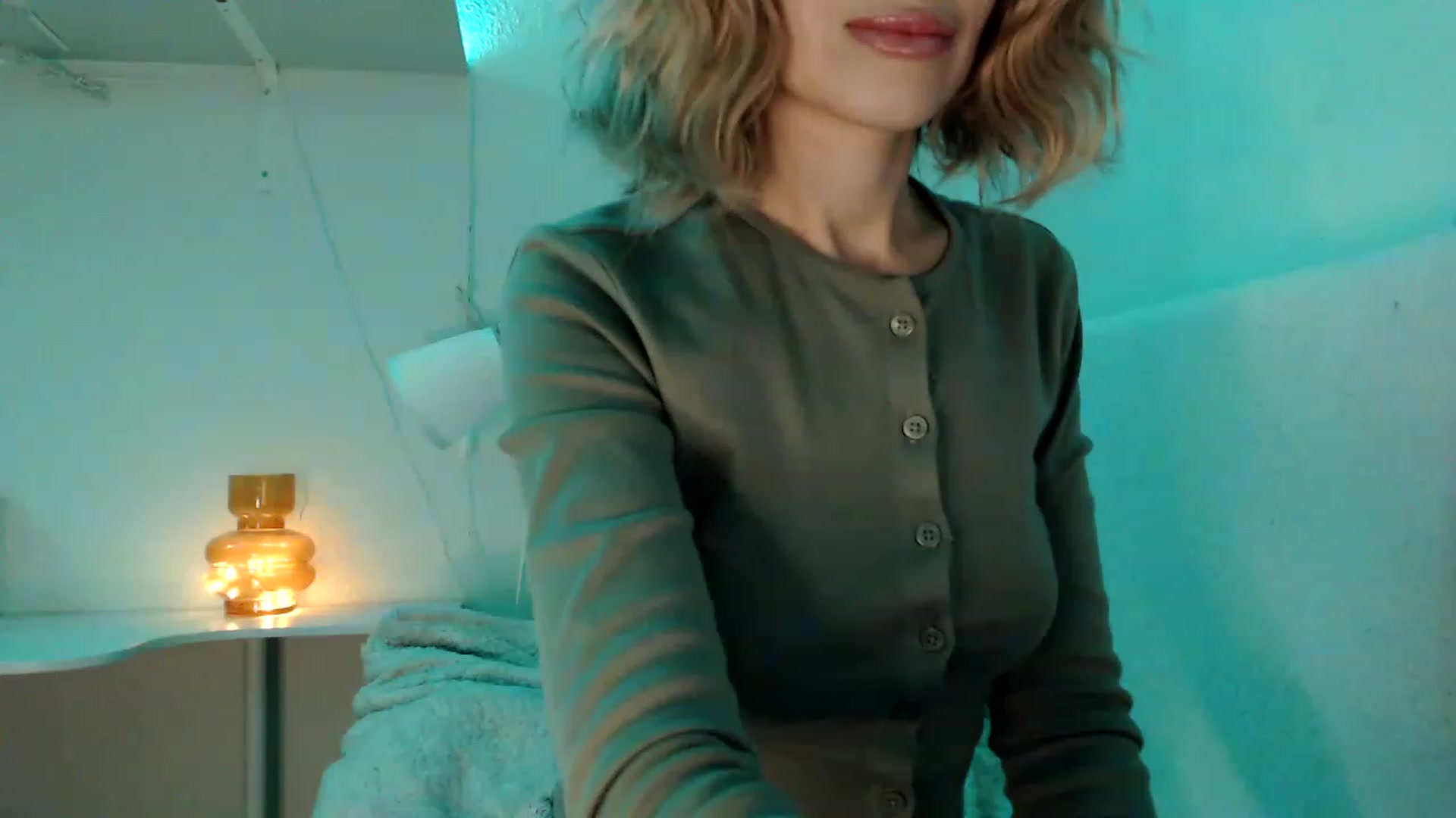 Gallery image thumbnail from Nora_Sweet's myfreecams stream on, 11/22/2022, 22:19 image 7 of 20