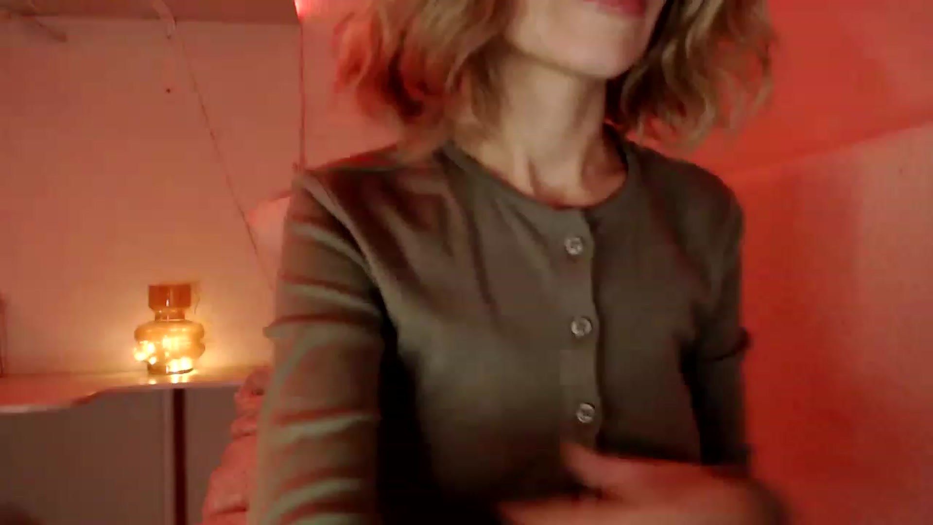 Gallery image thumbnail from Nora_Sweet's myfreecams stream on, 11/22/2022, 22:19 image 15 of 20