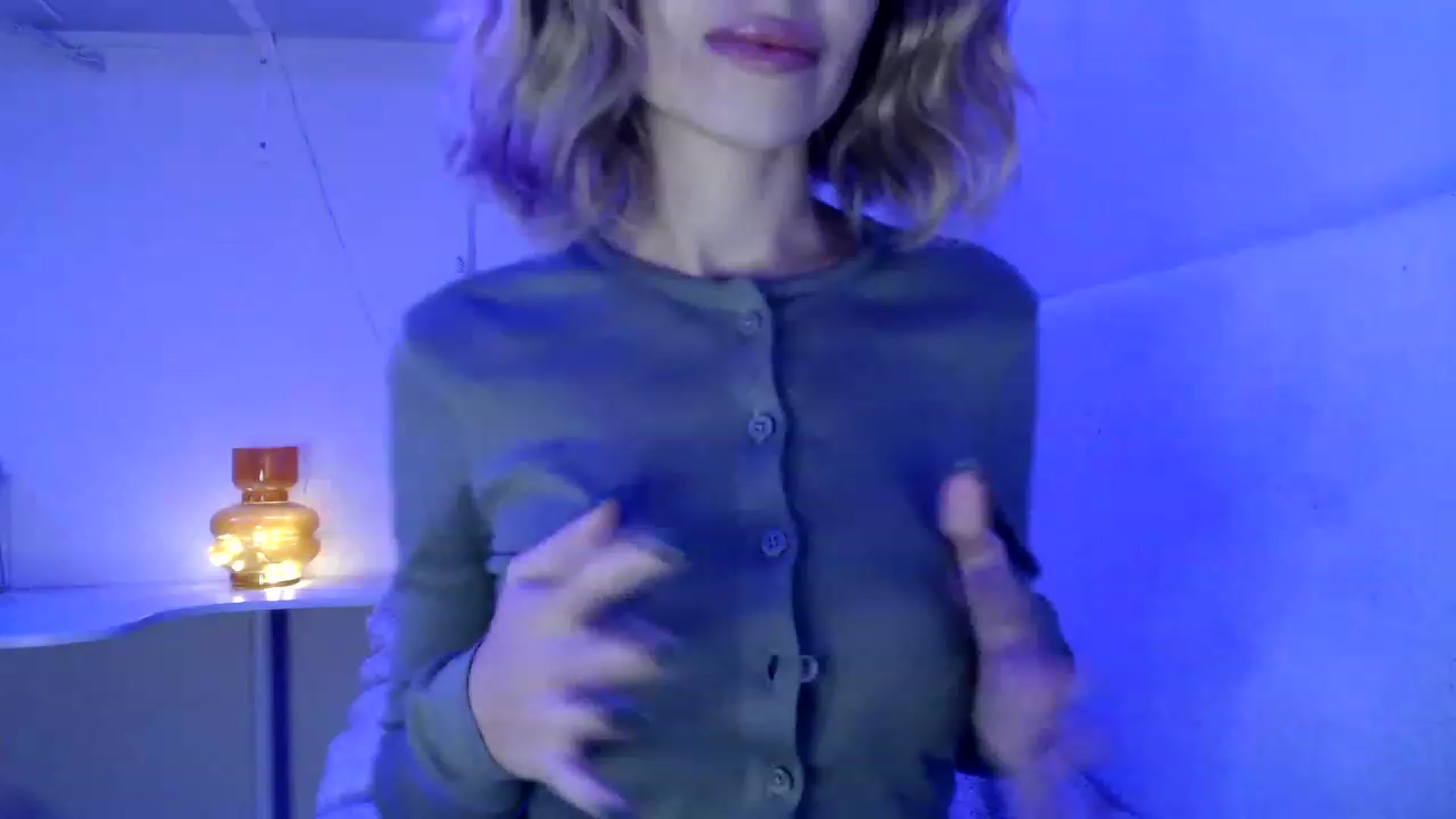 Gallery image thumbnail from Nora_Sweet's myfreecams stream on, 11/22/2022, 22:19 image 14 of 20