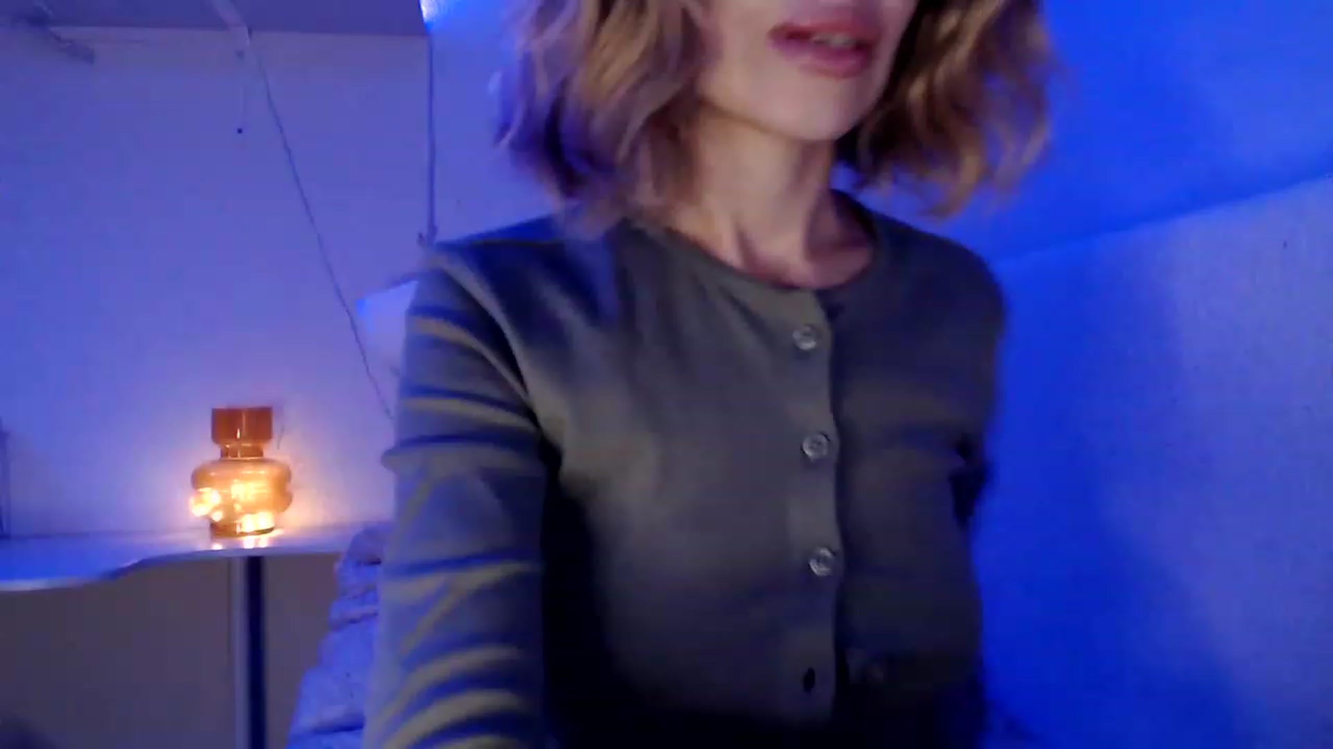 Gallery image thumbnail from Nora_Sweet's myfreecams stream on, 11/22/2022, 22:19 image 16 of 20