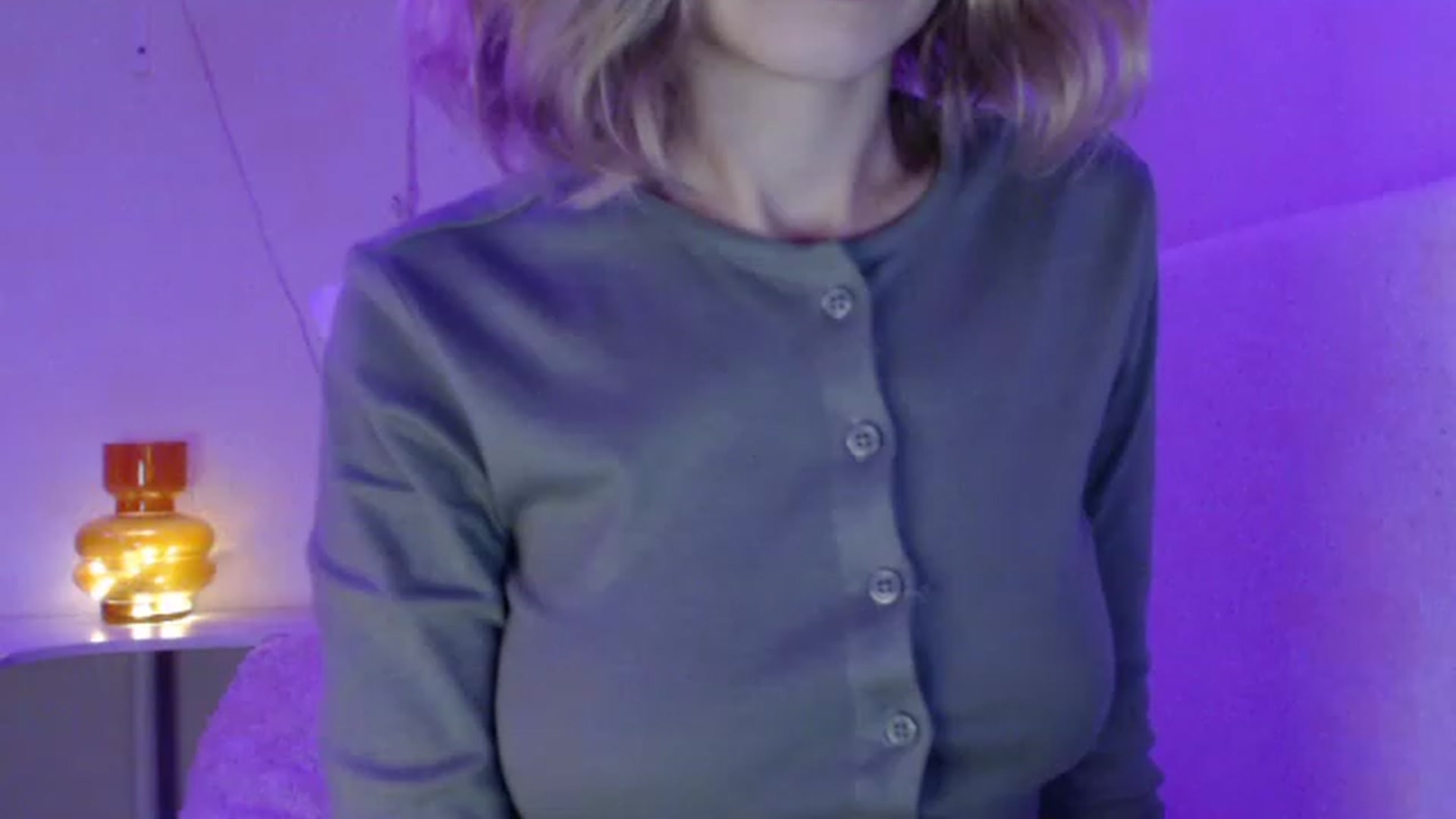 Gallery image thumbnail from Nora_Sweet's myfreecams stream on, 11/23/2022, 13:00 image 5 of 20
