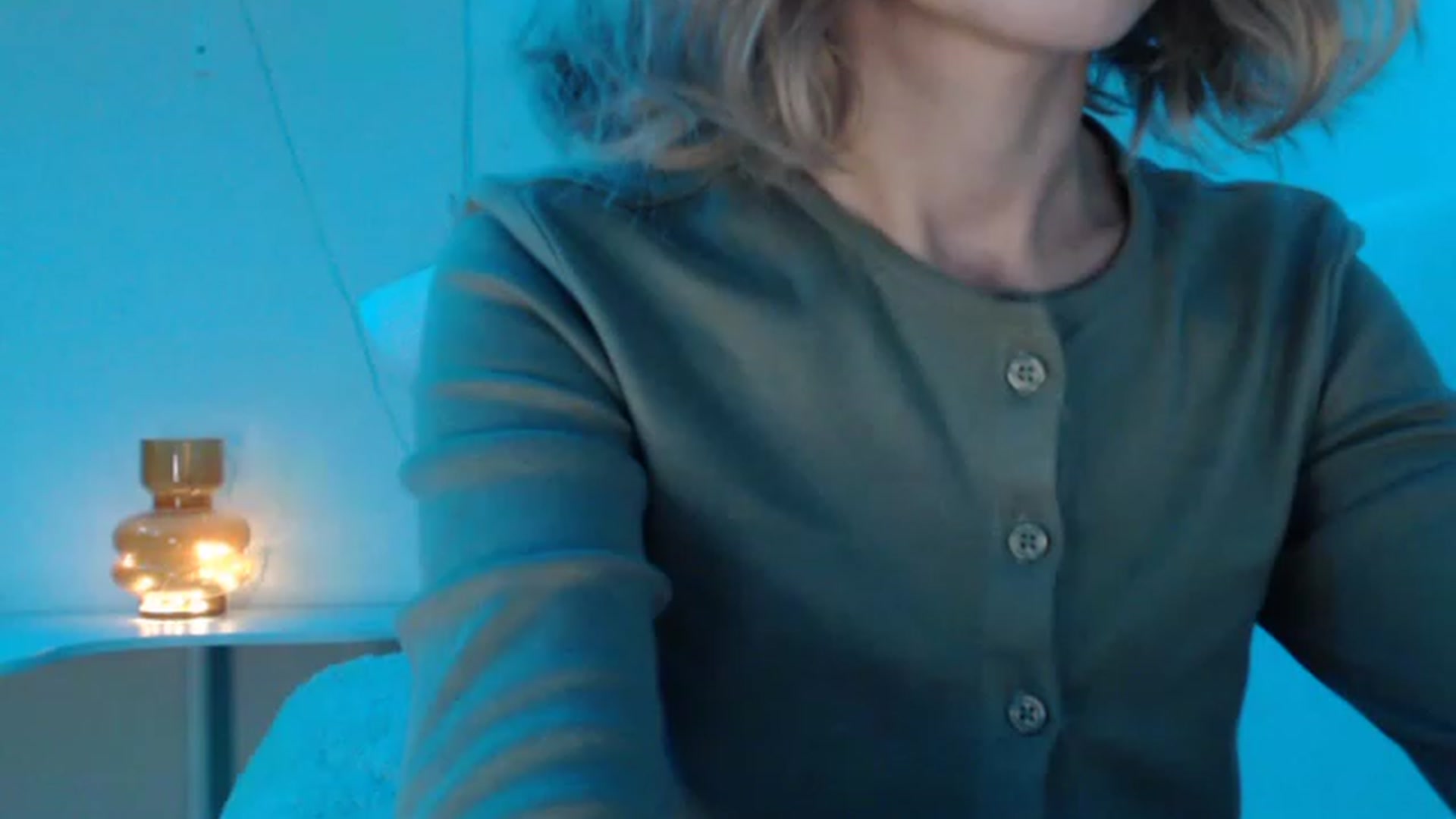 Gallery image thumbnail from Nora_Sweet's myfreecams stream on, 11/25/2022, 24:25 image 9 of 20