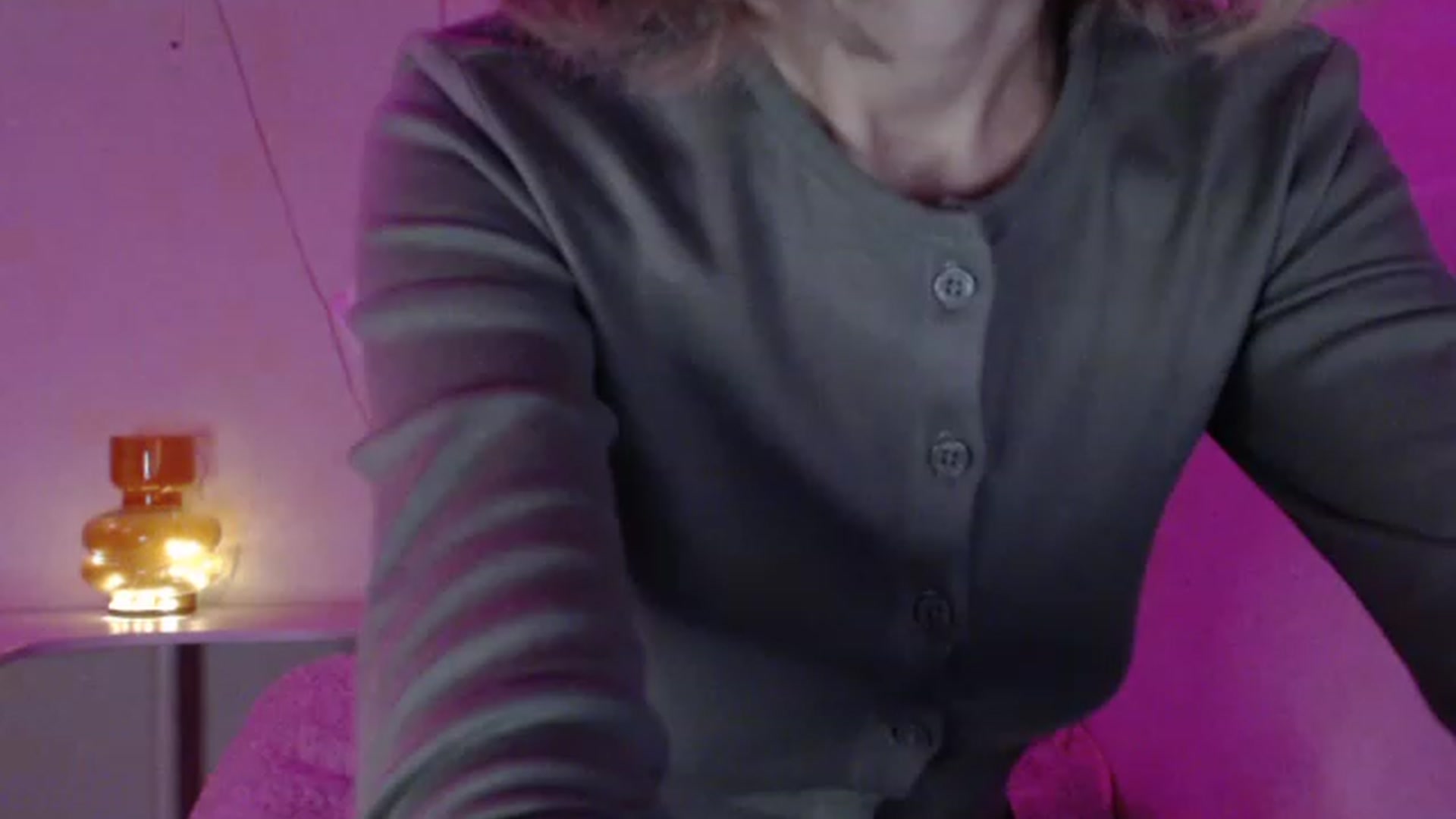 Gallery image thumbnail from Nora_Sweet's myfreecams stream on, 11/25/2022, 24:25 image 2 of 20