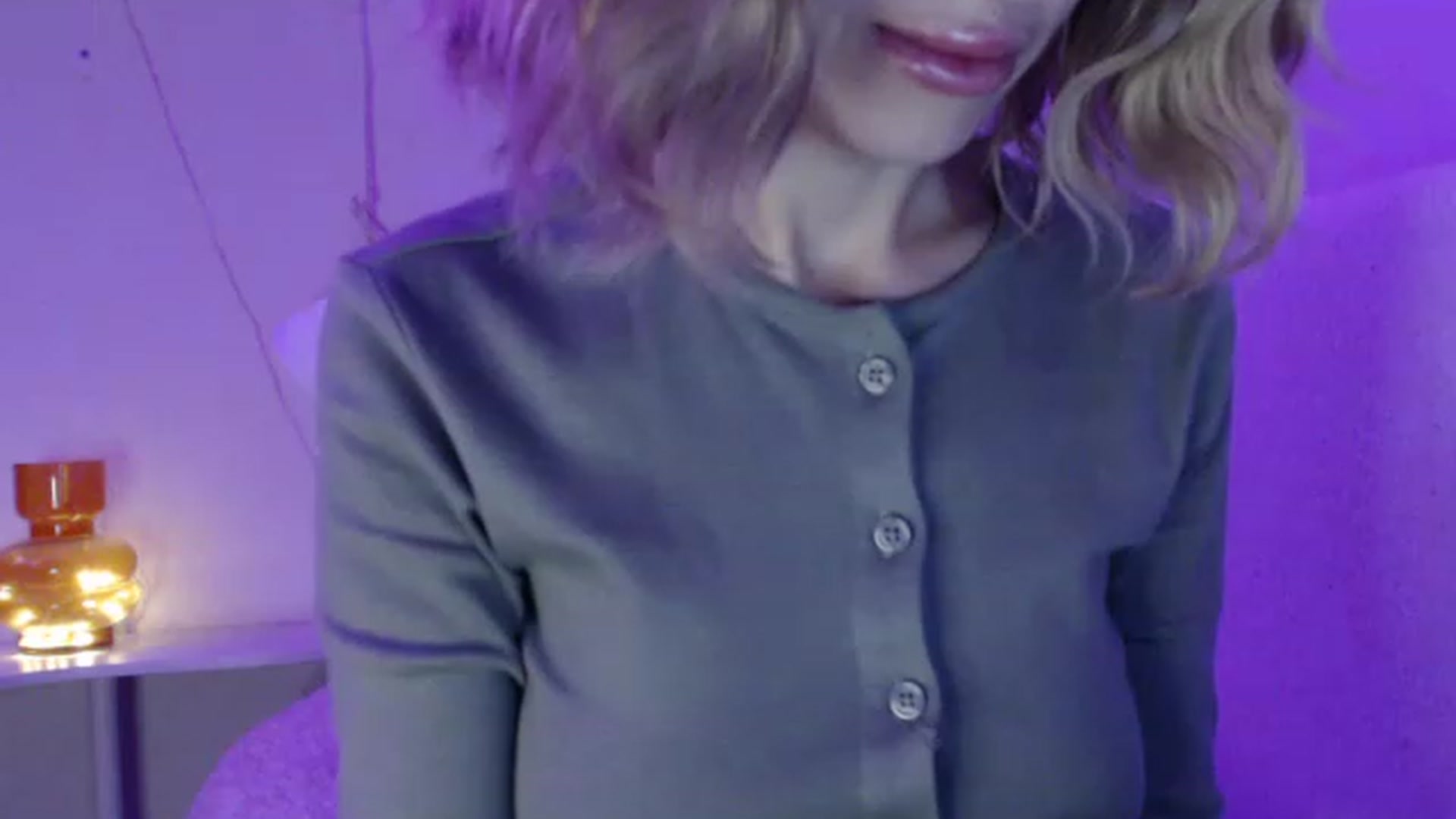 Gallery image thumbnail from Nora_Sweet's myfreecams stream on, 11/25/2022, 11:26 image 10 of 20