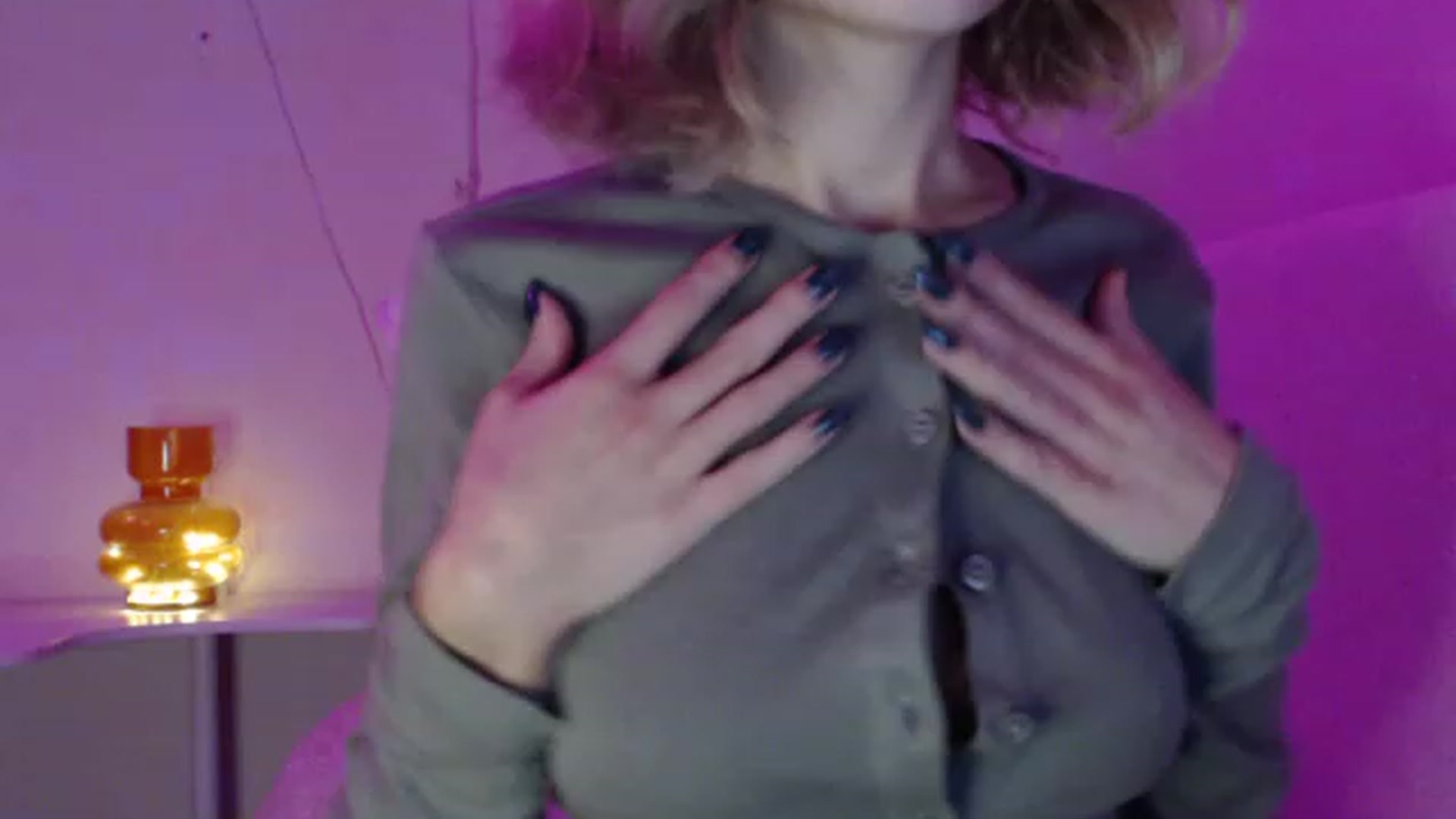 Gallery image thumbnail from Nora_Sweet's myfreecams stream on, 12/01/2022, 08:05 image 7 of 20