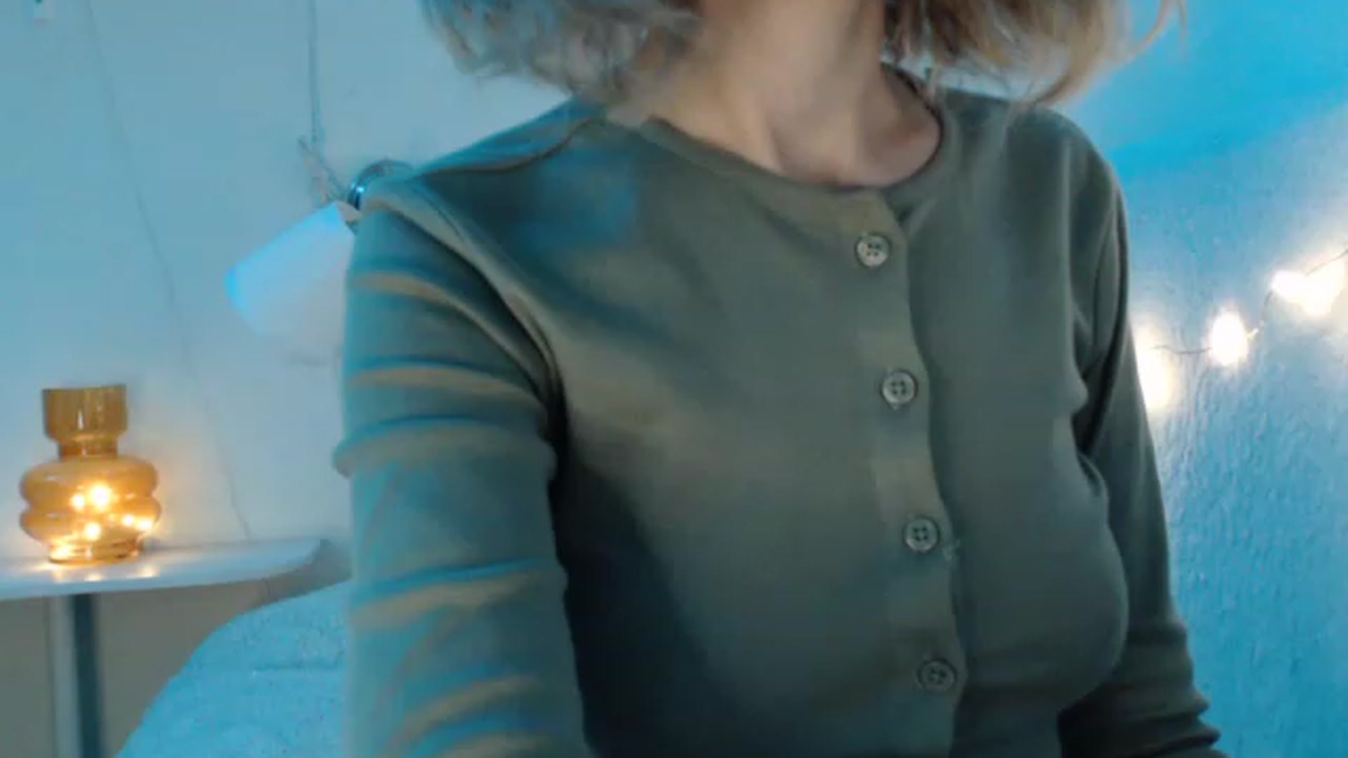 Gallery image thumbnail from Nora_Sweet's myfreecams stream on, 11/27/2022, 21:44 image 3 of 20