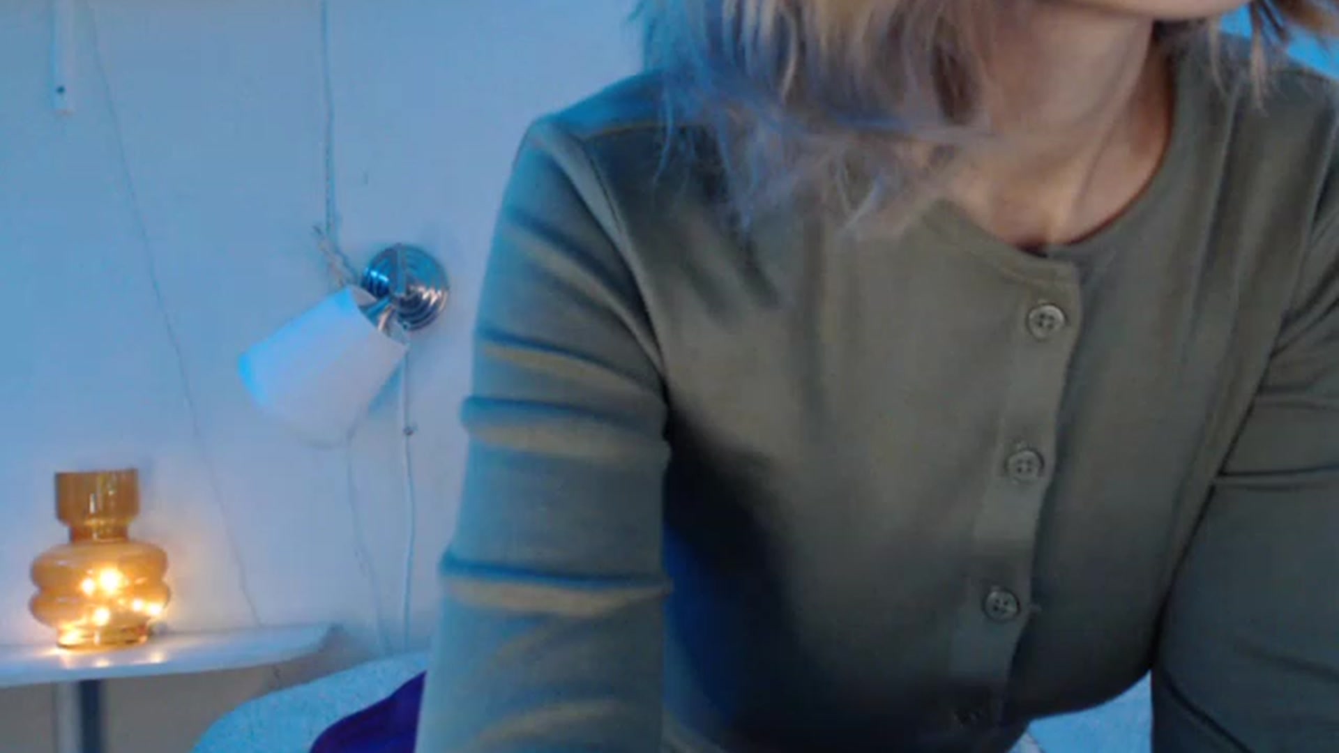 Gallery image thumbnail from Nora_Sweet's myfreecams stream on, 11/27/2022, 21:44 image 12 of 20