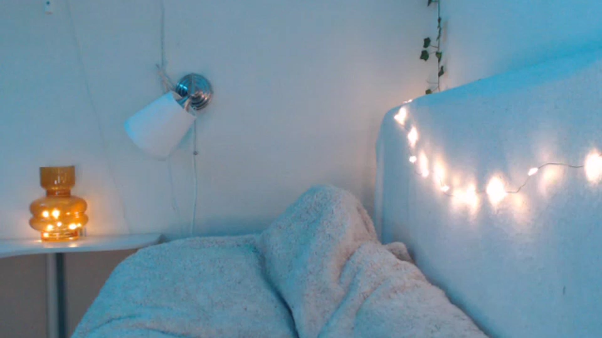 Gallery image thumbnail from Nora_Sweet's myfreecams stream on, 11/28/2022, 23:00 image 2 of 20