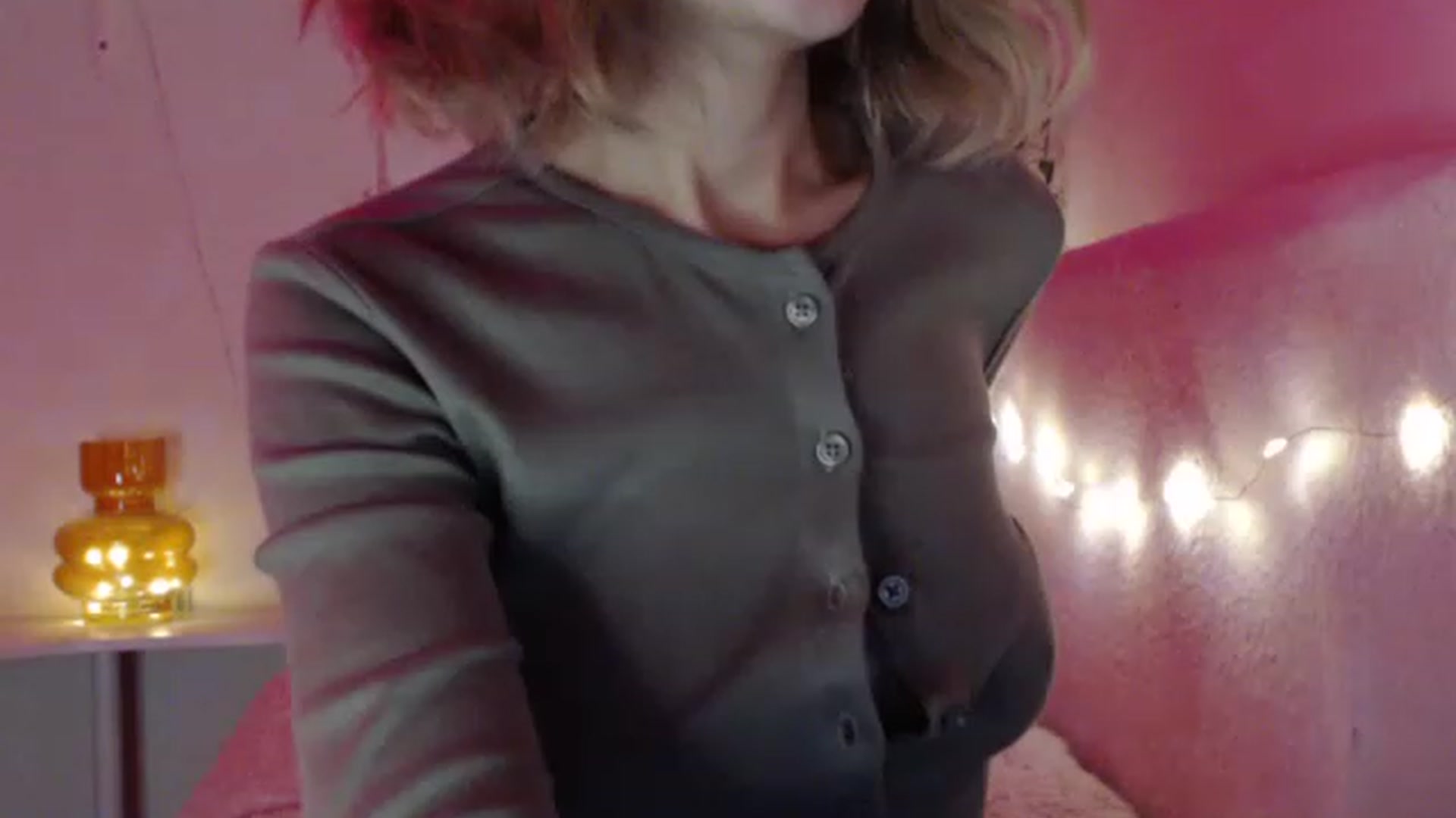 Gallery image thumbnail from Nora_Sweet's myfreecams stream on, 11/28/2022, 23:00 image 12 of 20