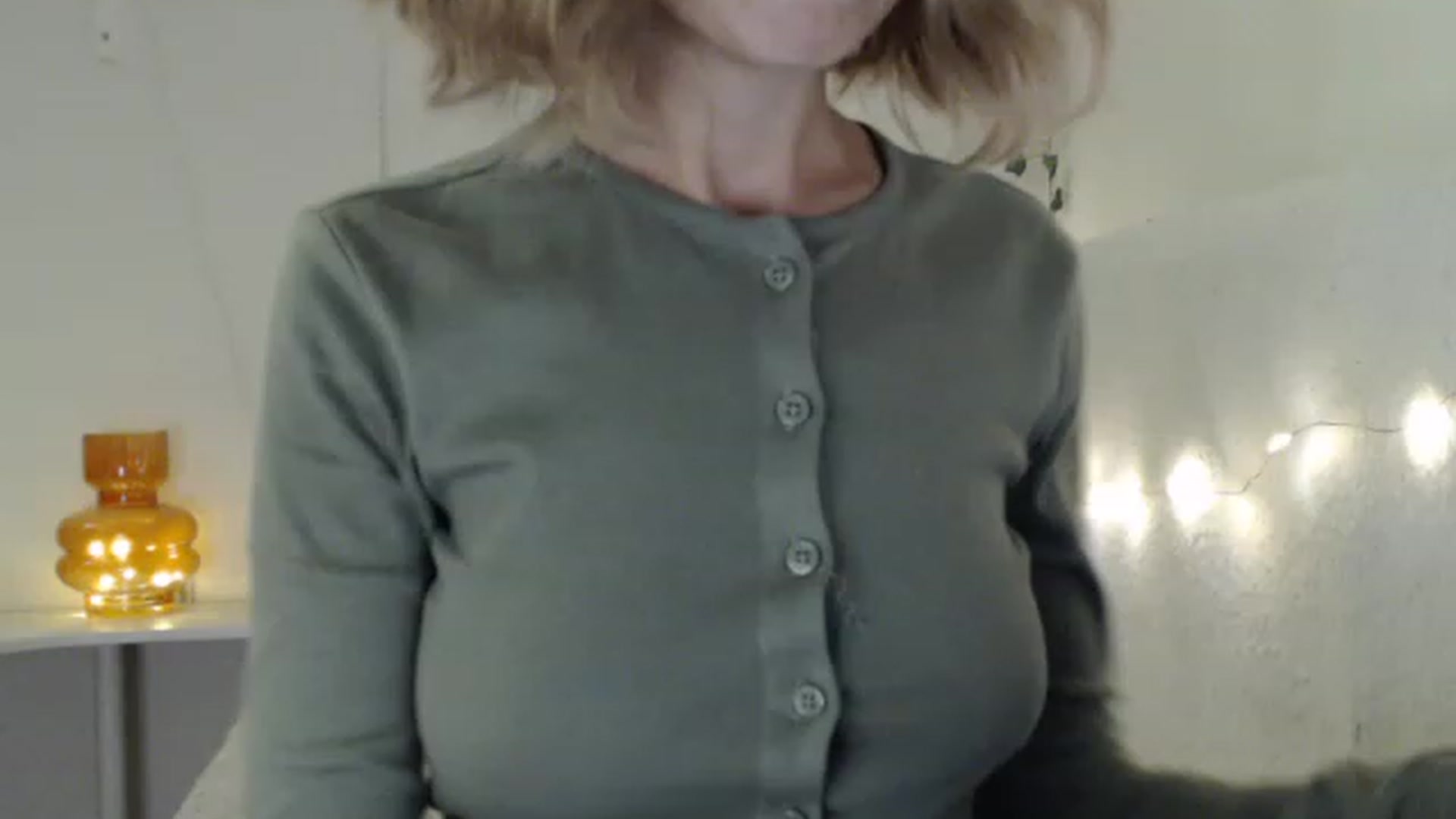 Gallery image thumbnail from Nora_Sweet's myfreecams stream on, 11/28/2022, 23:00 image 3 of 20