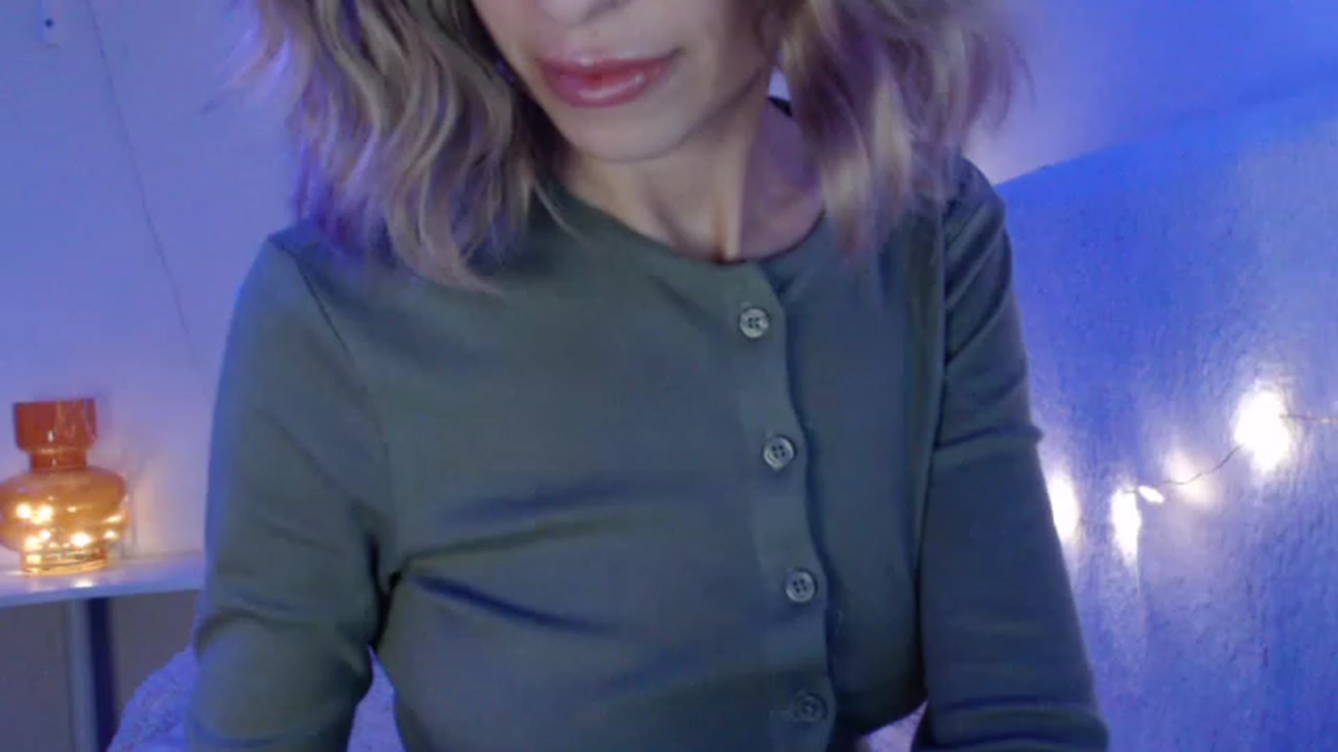 Gallery image thumbnail from Nora_Sweet's myfreecams stream on, 11/29/2022, 12:40 image 6 of 20