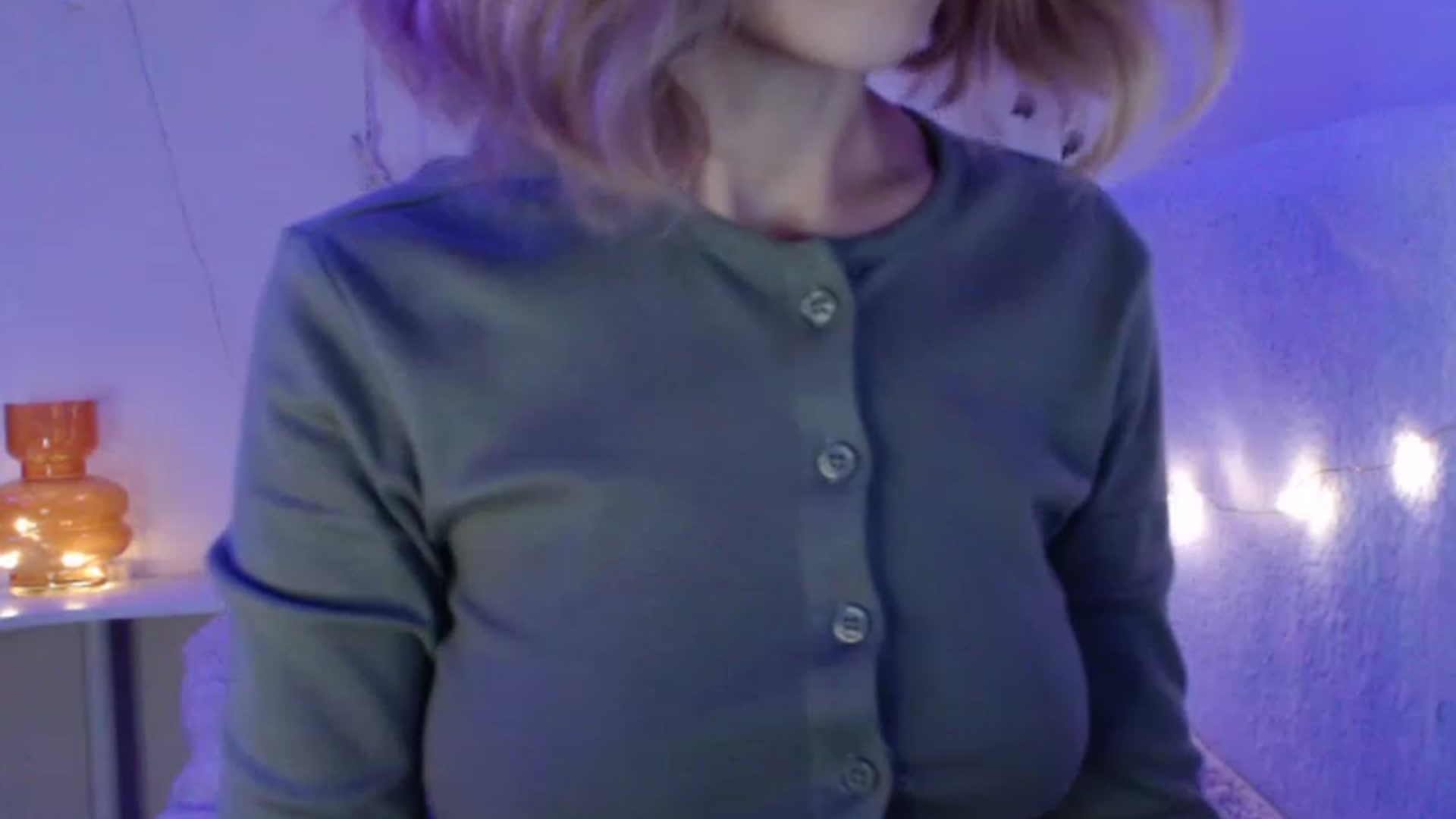 Gallery image thumbnail from Nora_Sweet's myfreecams stream on, 12/01/2022, 14:43 image 17 of 20