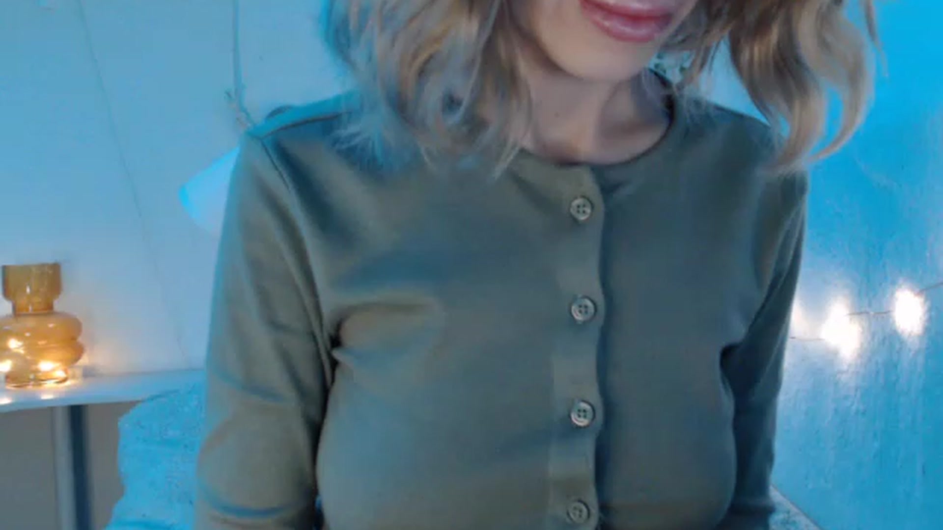 Gallery image thumbnail from Nora_Sweet's myfreecams stream on, 12/01/2022, 14:43 image 4 of 20