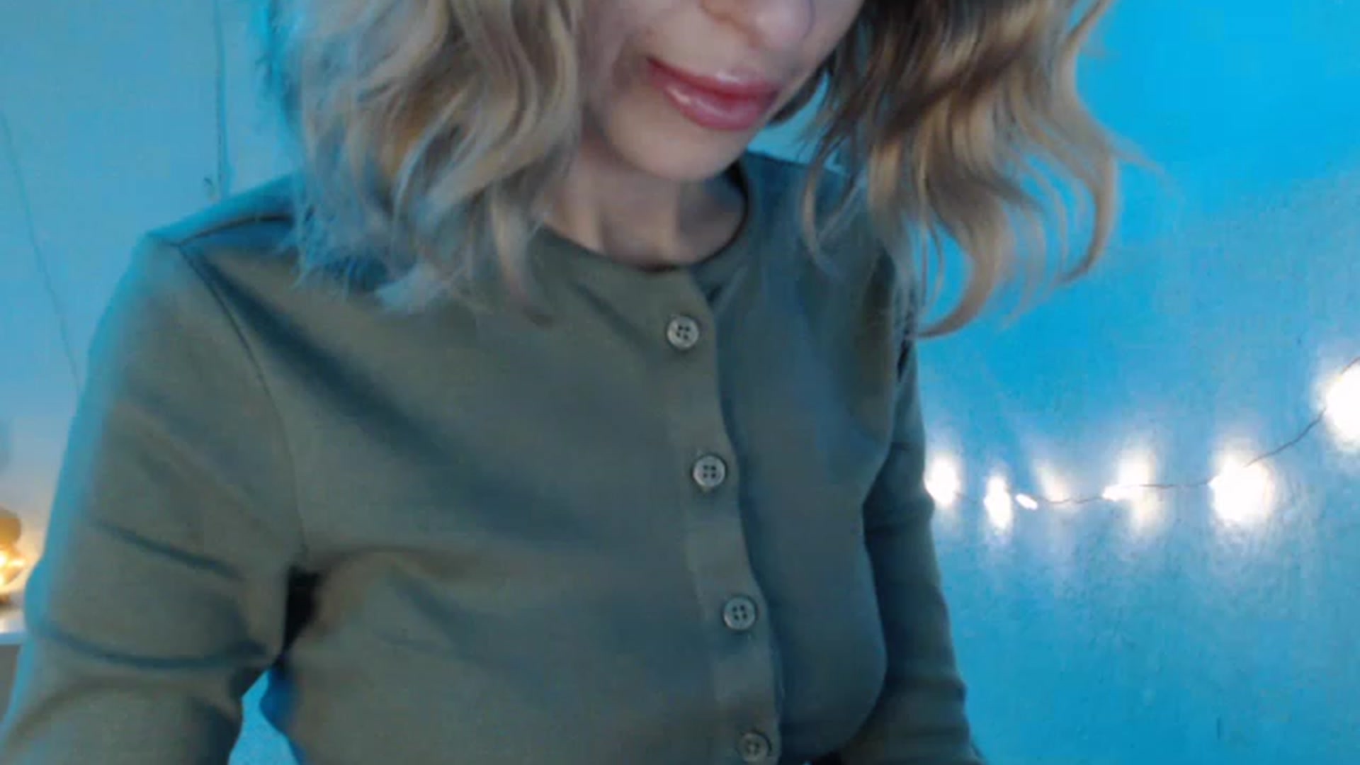 Gallery image thumbnail from Nora_Sweet's myfreecams stream on, 12/05/2022, 14:54 image 1 of 20
