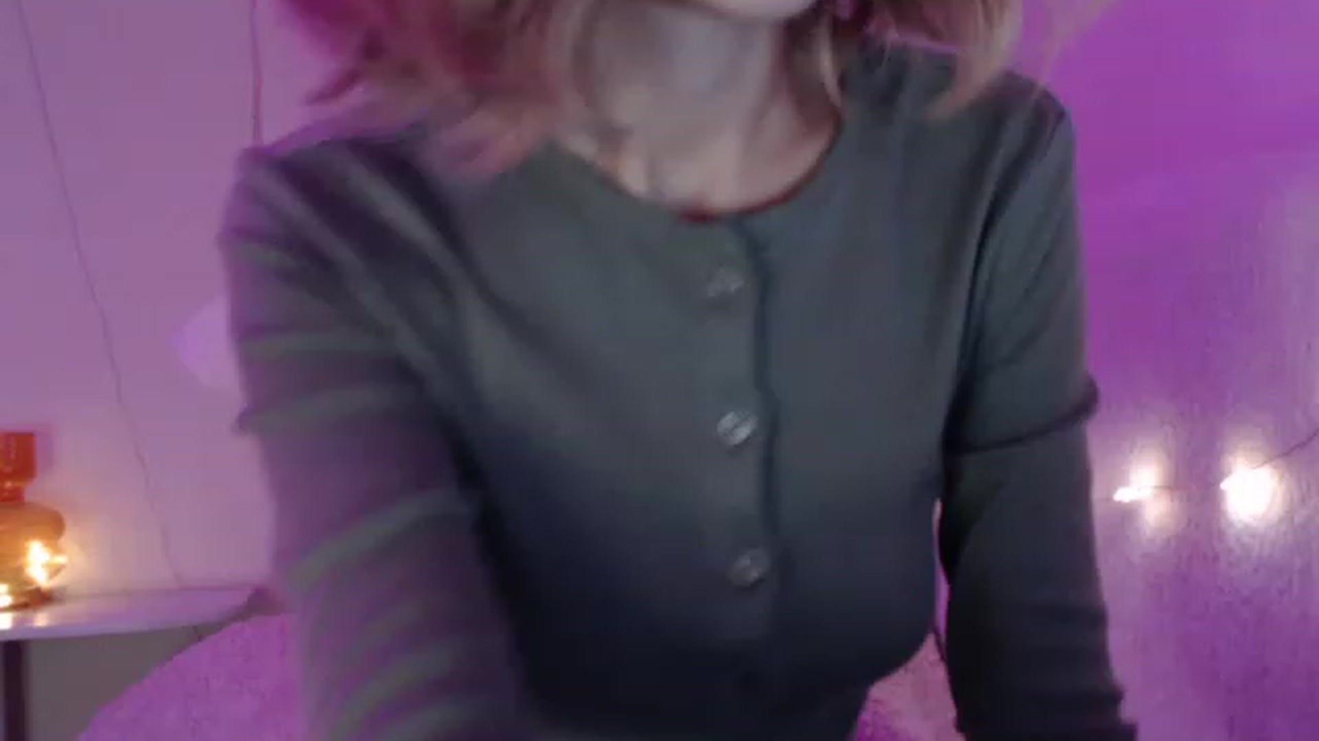 Gallery image thumbnail from Nora_Sweet's myfreecams stream on, 12/05/2022, 14:54 image 7 of 20