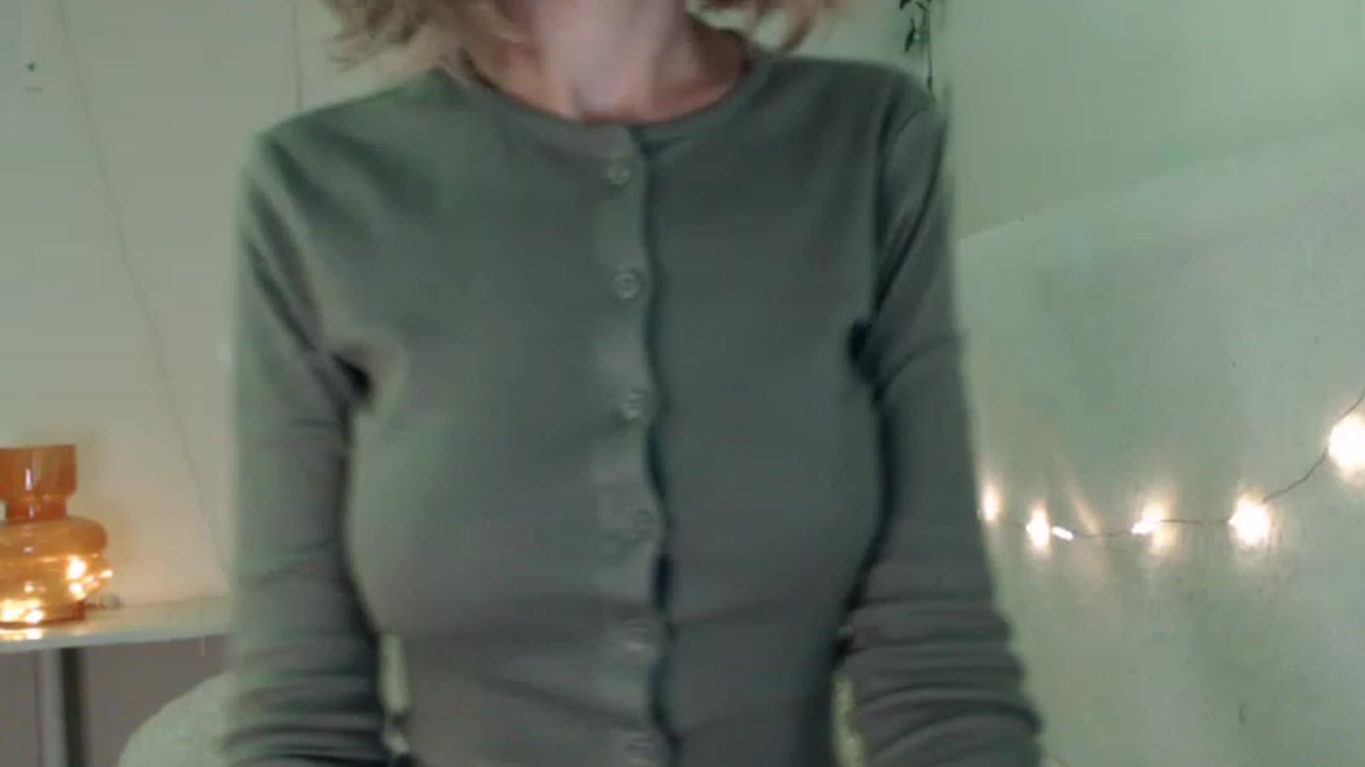 Gallery image thumbnail from Nora_Sweet's myfreecams stream on, 12/06/2022, 13:30 image 9 of 20
