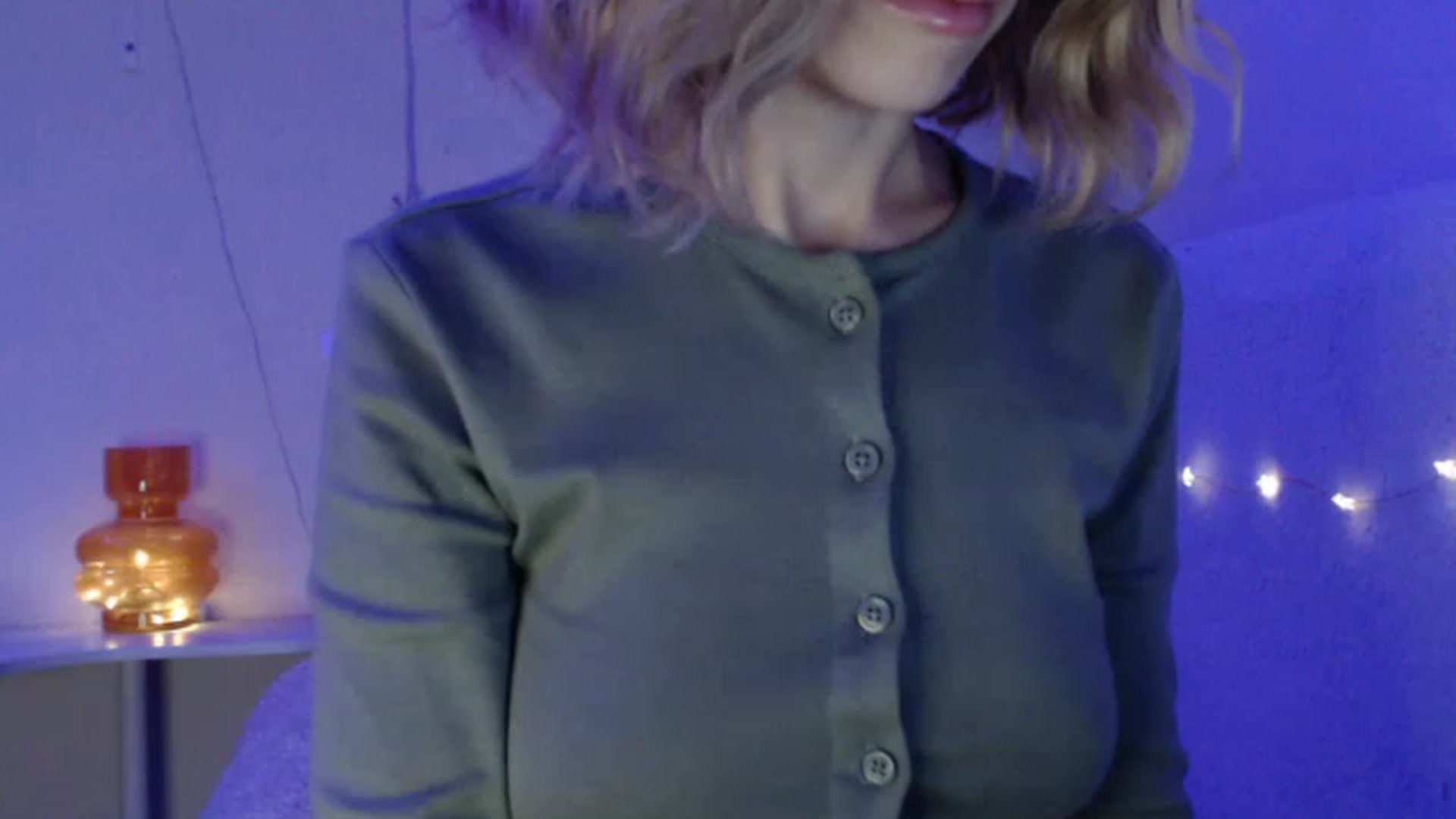 Gallery image thumbnail from Nora_Sweet's myfreecams stream on, 12/22/2022, 13:02 image 9 of 20