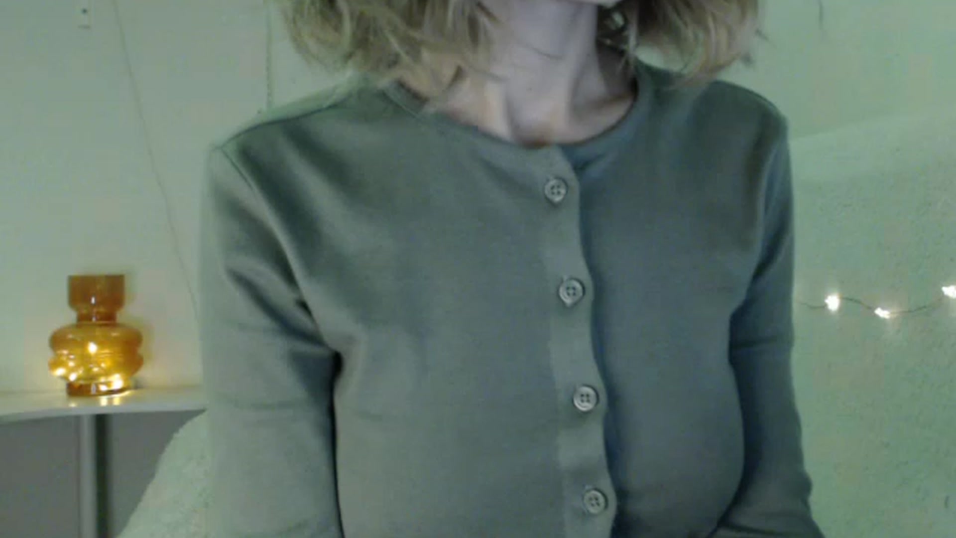 Gallery image thumbnail from Nora_Sweet's myfreecams stream on, 12/22/2022, 13:02 image 15 of 20
