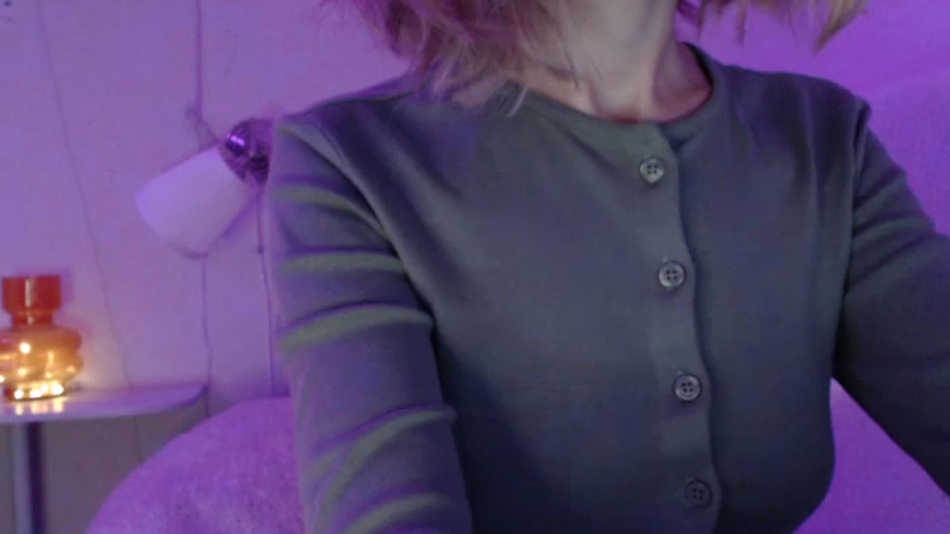 Gallery image thumbnail from Nora_Sweet's myfreecams stream on, 12/27/2022, 12:46 image 18 of 20