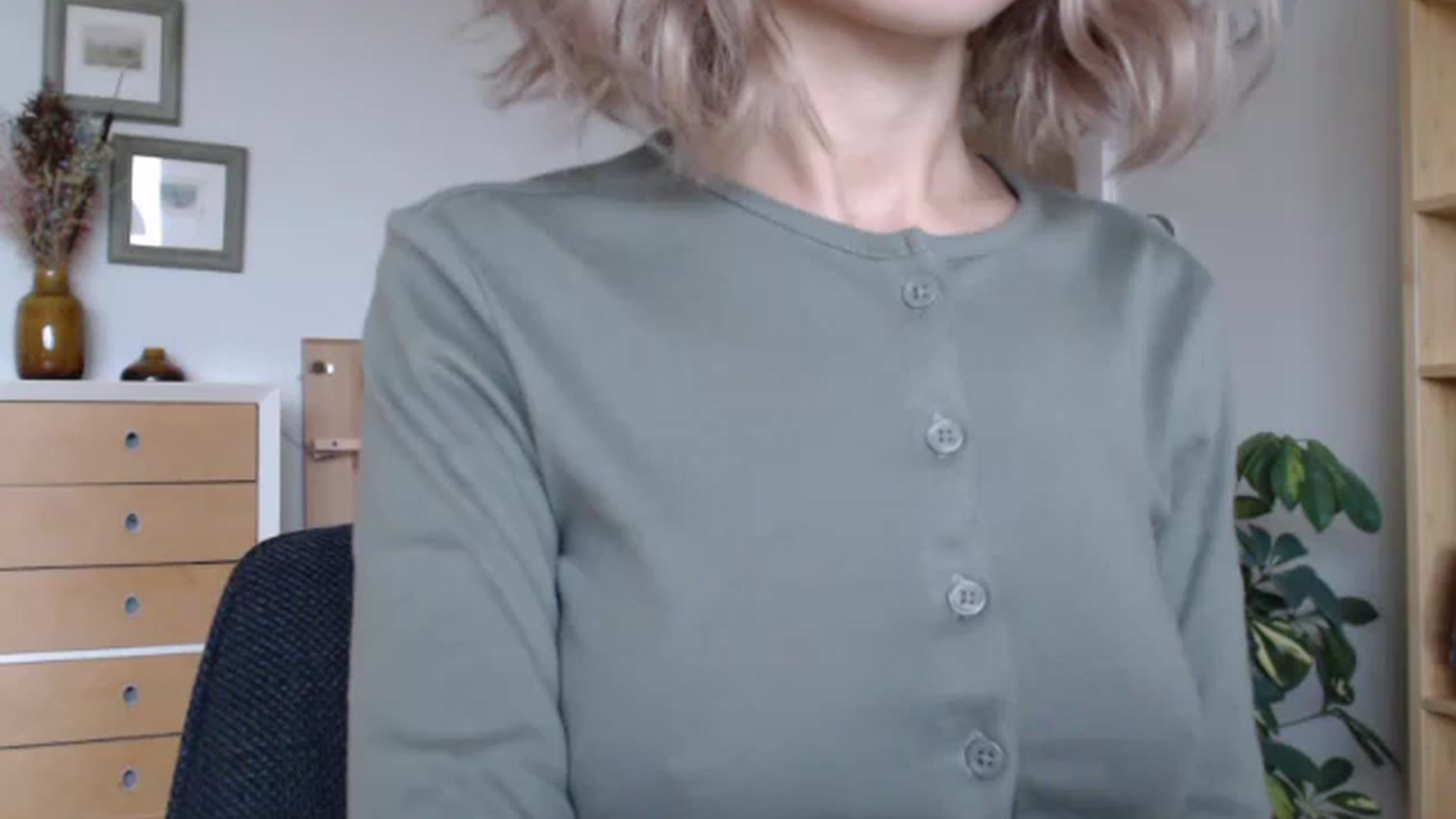 Gallery image thumbnail from Nora_Sweet's myfreecams stream on, 01/02/2023, 13:22 image 3 of 20